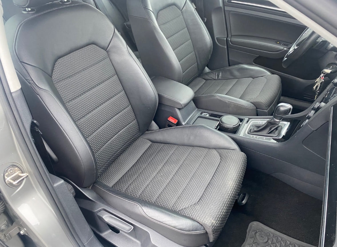 Volkswagen Golf with Bluetooth audio