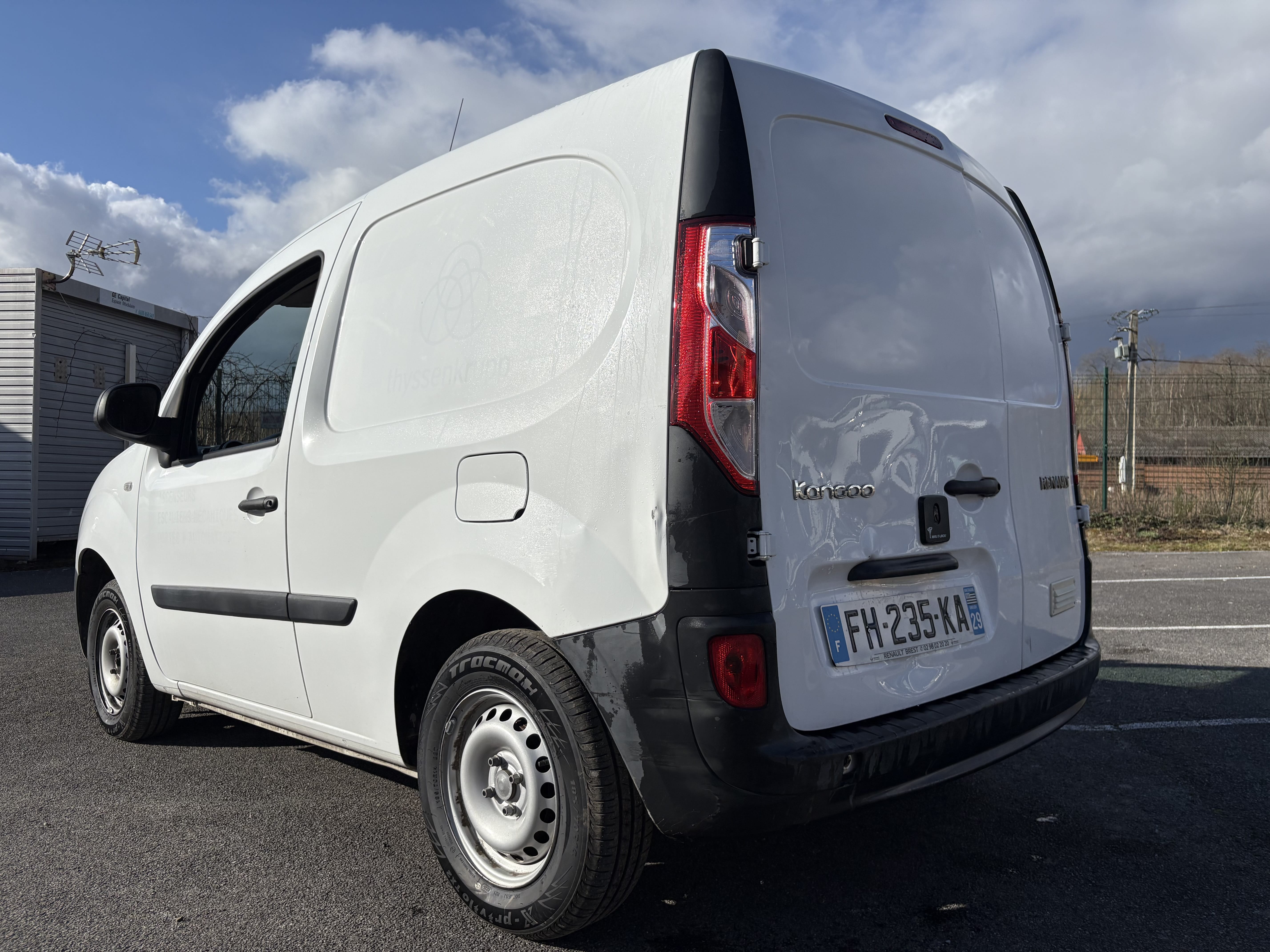 Renault Kangoo Fourgon Compact 1.5 dci75 FH235KA