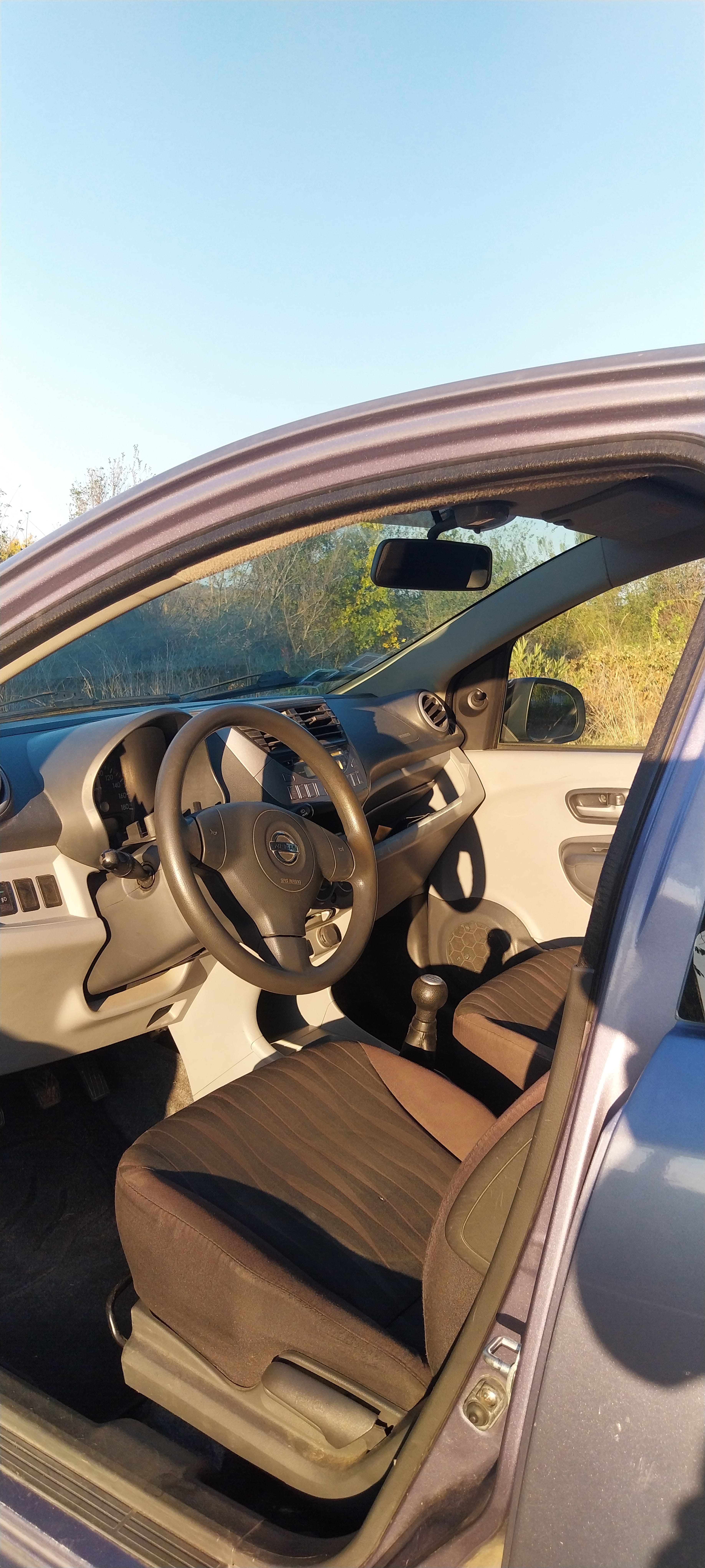 Nissan Pixo