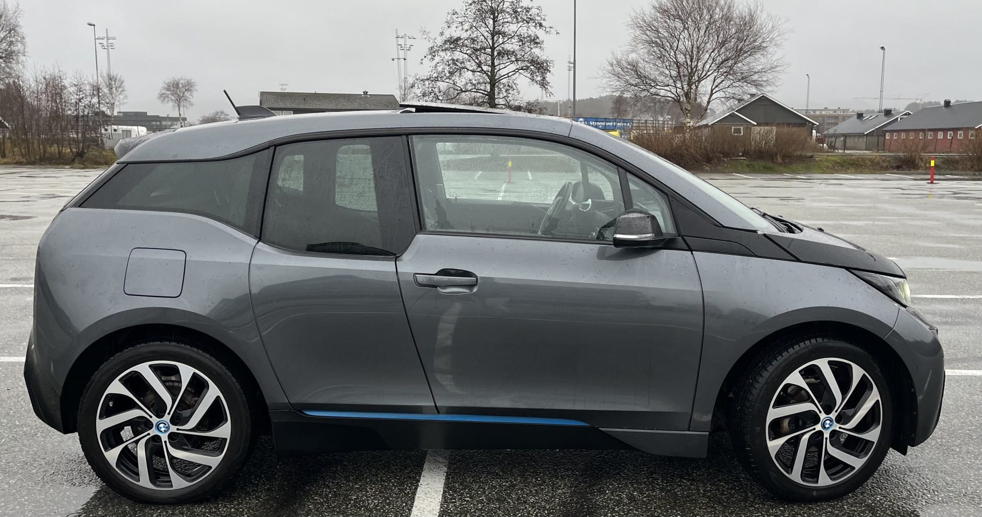 BMW i3 Fully Charged, 94 AH, NEDC 300 KM med Aircondition