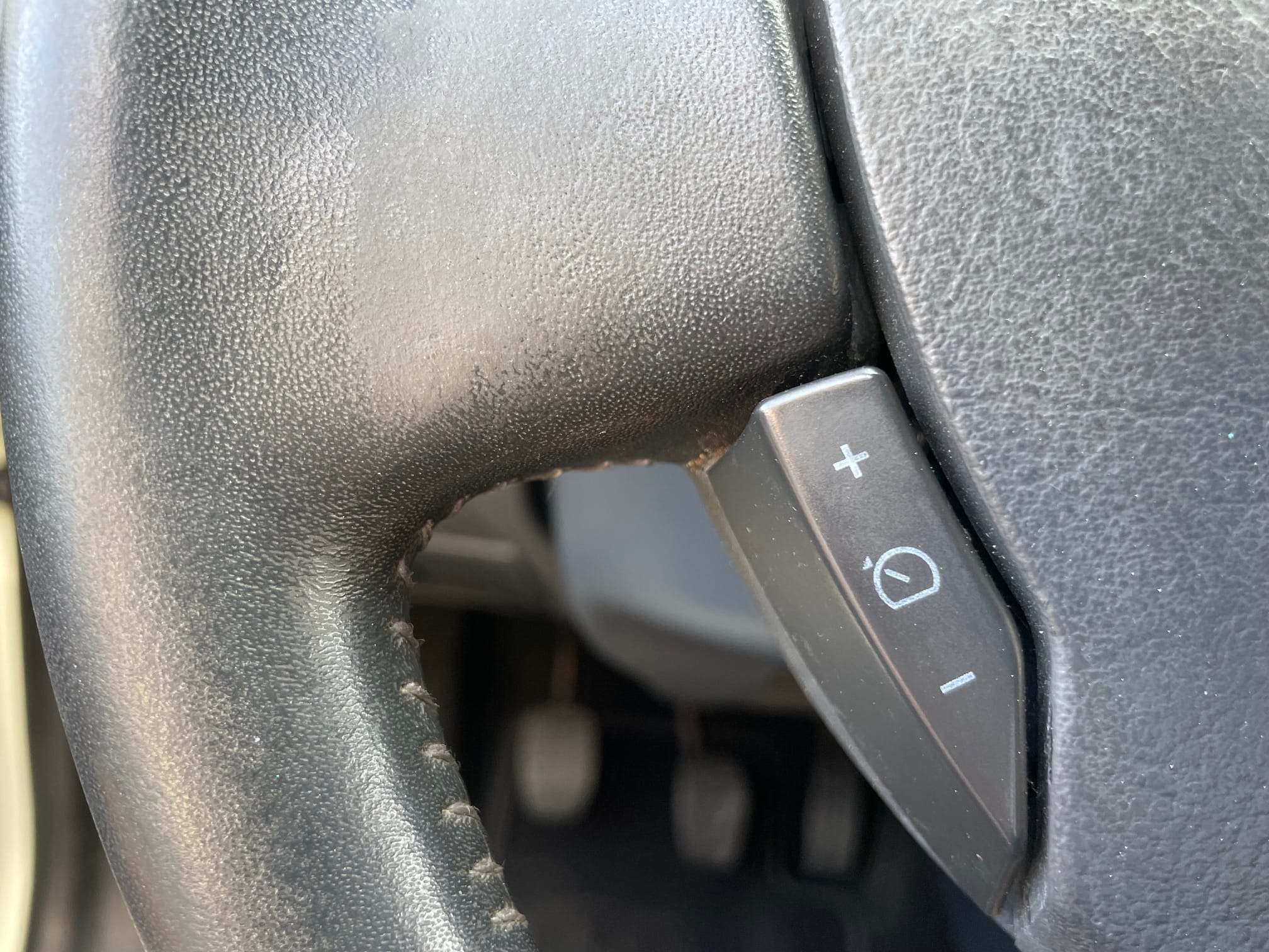 Renault Twingo II 1.2 75cv Disponible TLJ sur Aéroport et Gare Nice St Augustin mit Bluetooth-Audio