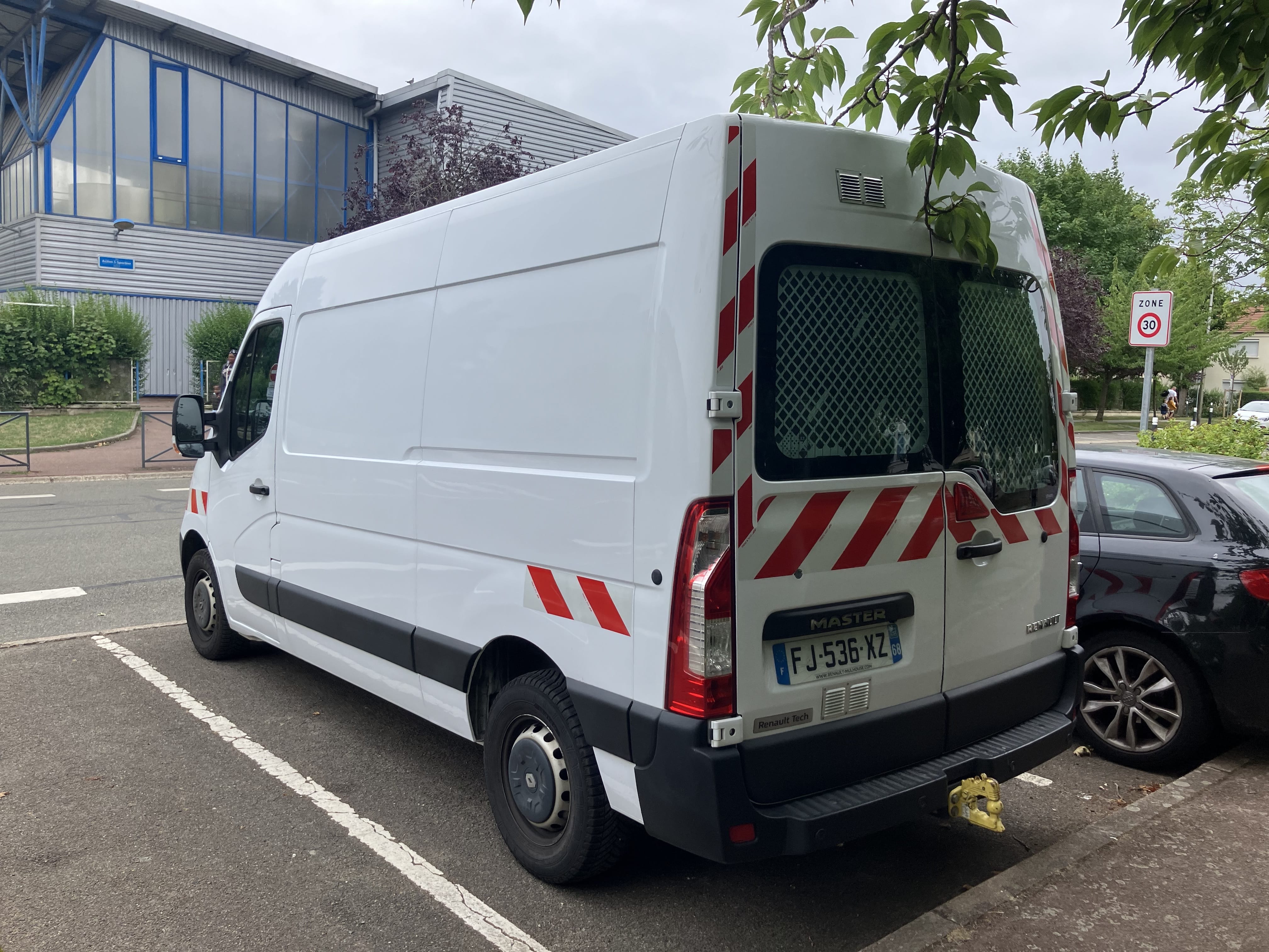 Renault Master 2,3 DCI 145 GRAND CONFORT avec GPS