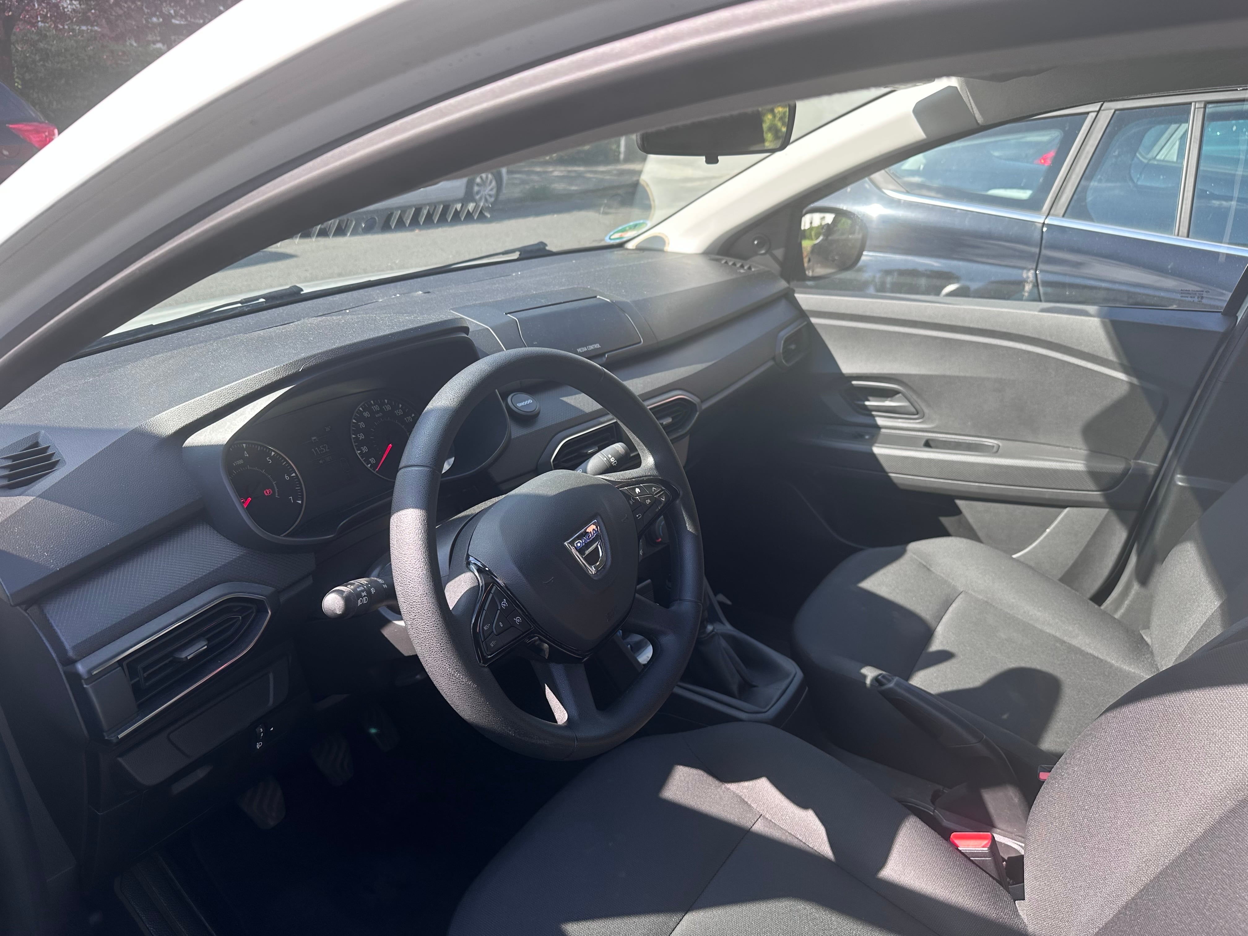 Dacia Sandero mit USB-Ladeanschlüsse