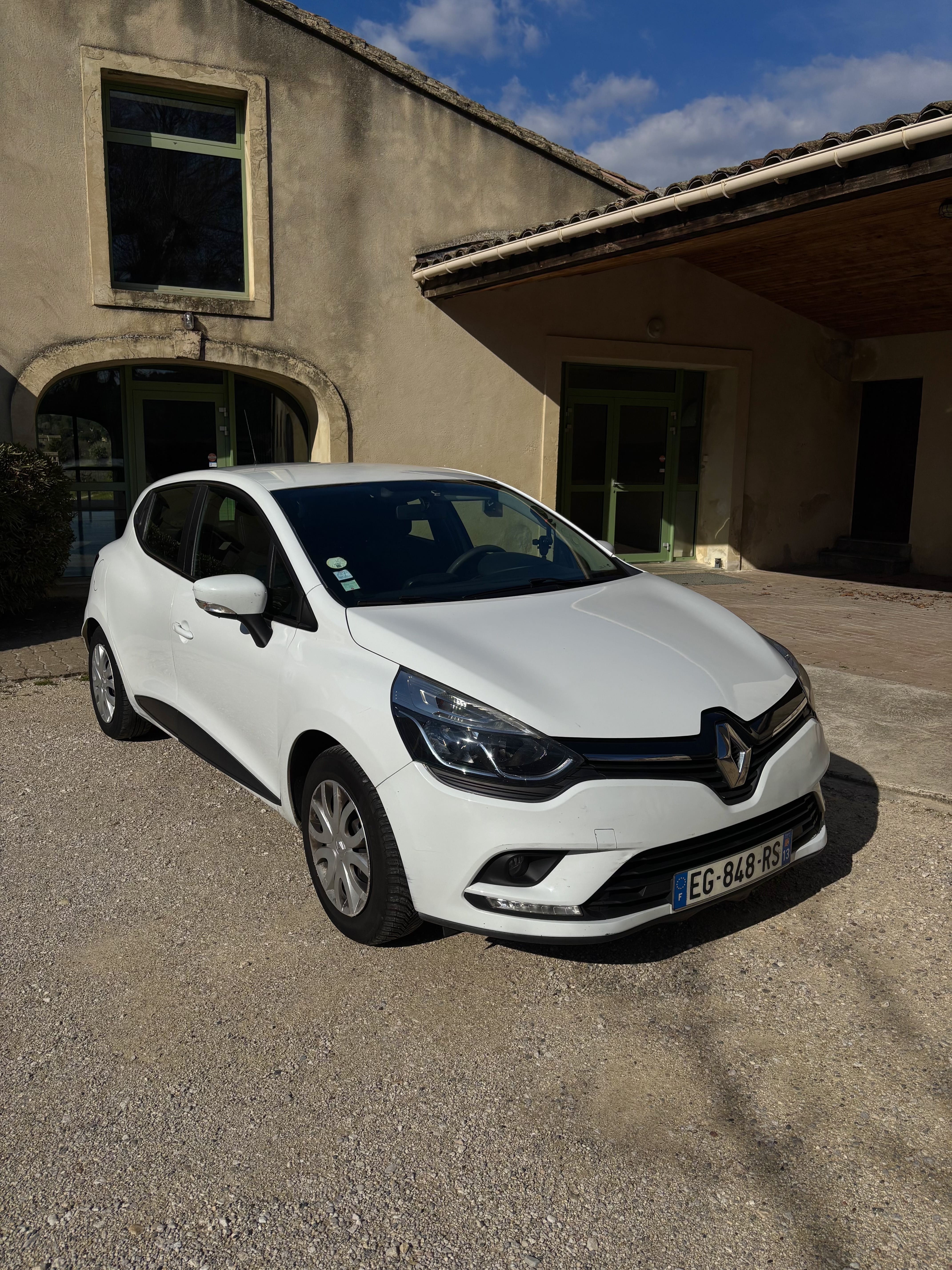 Renault Clio avec Climatisation