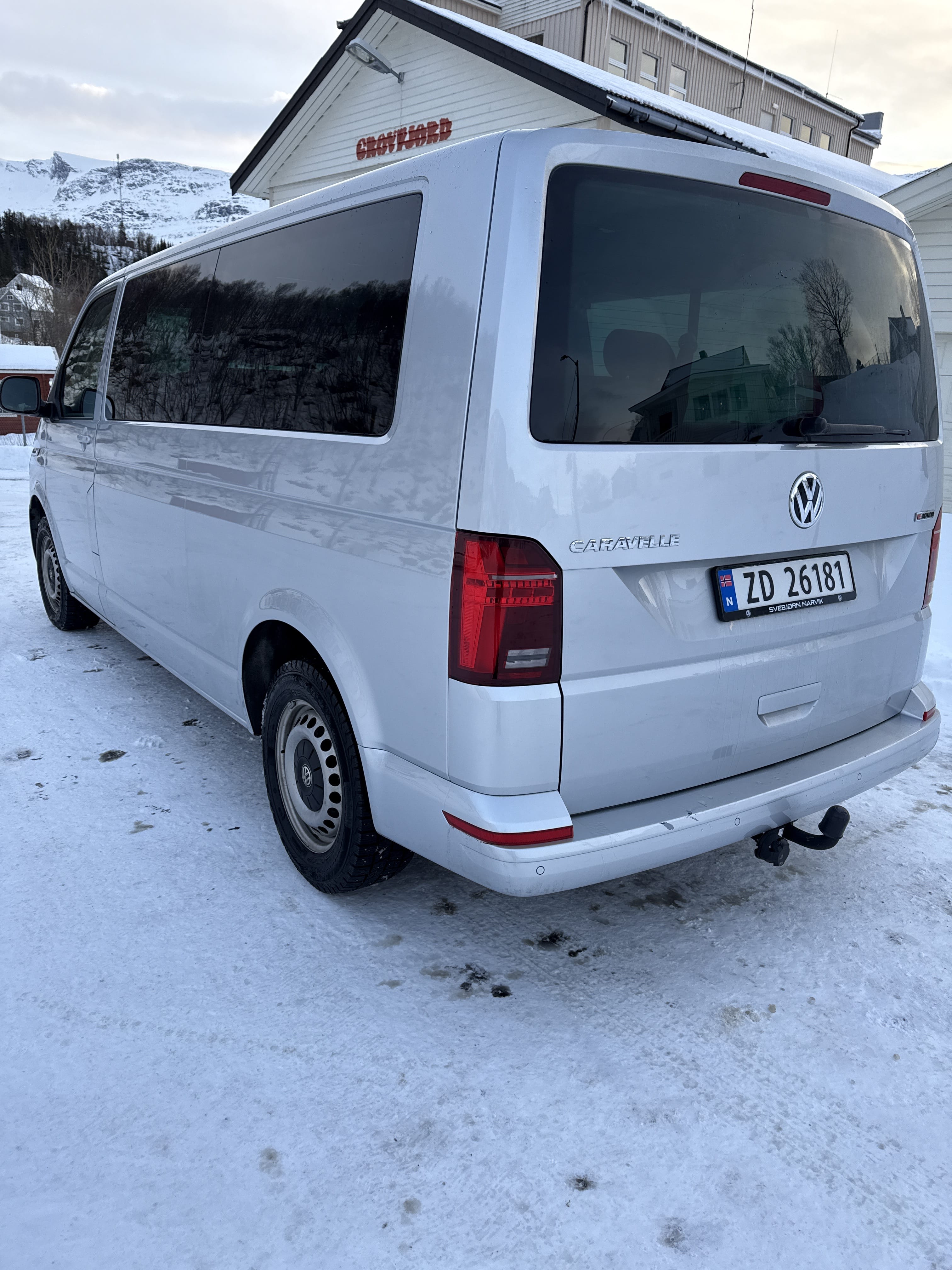 Volkswagen Caravelle 4X4  extra Long 9 seats med Bluetooth audio