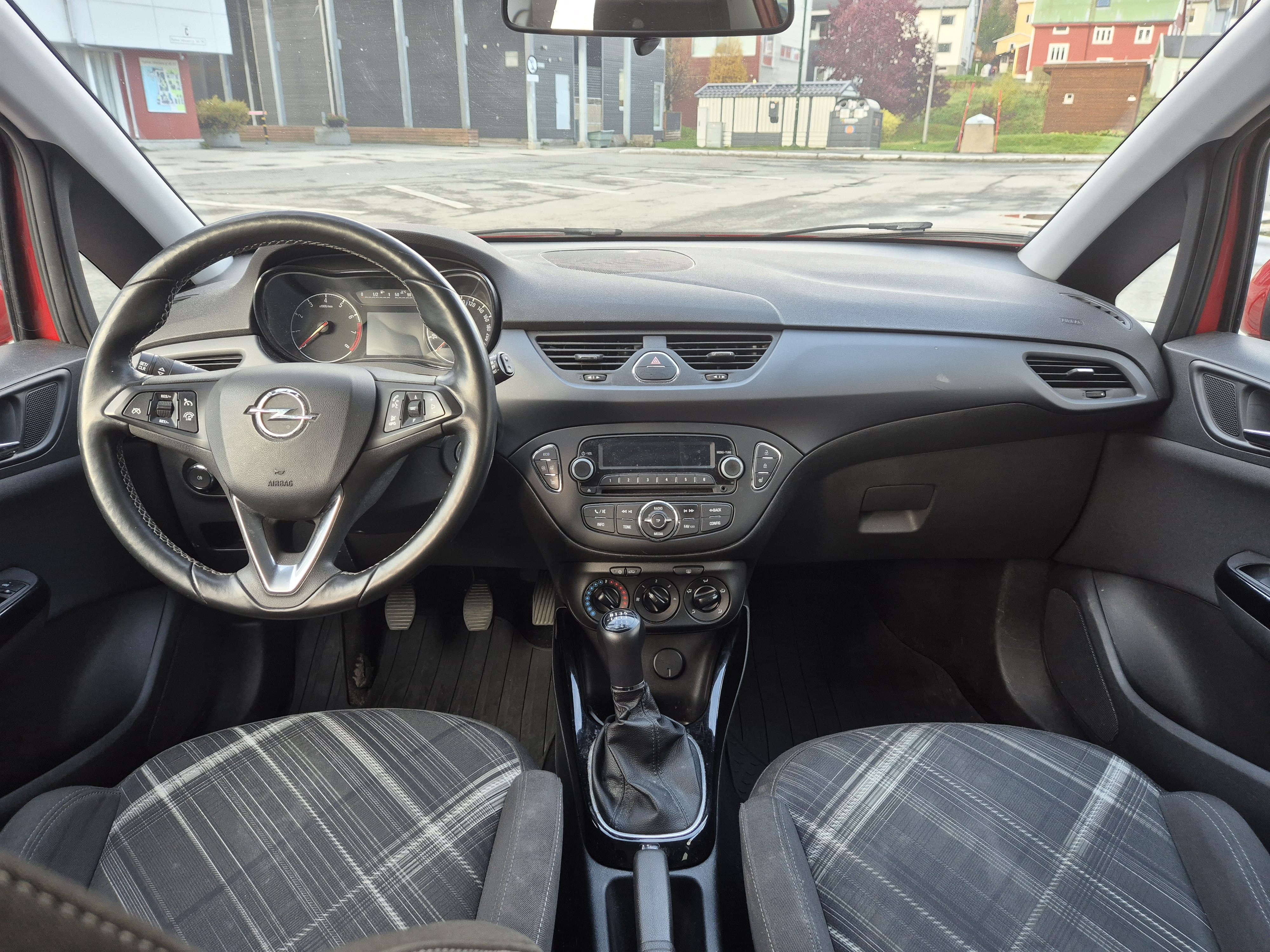 Opel Corsa-E con Neumáticos de invierno