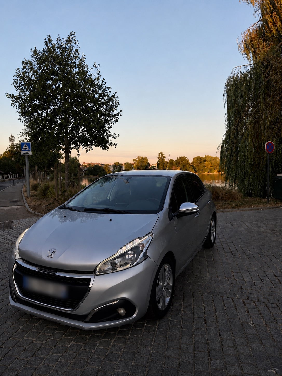 Peugeot 208, 2017, Diesel