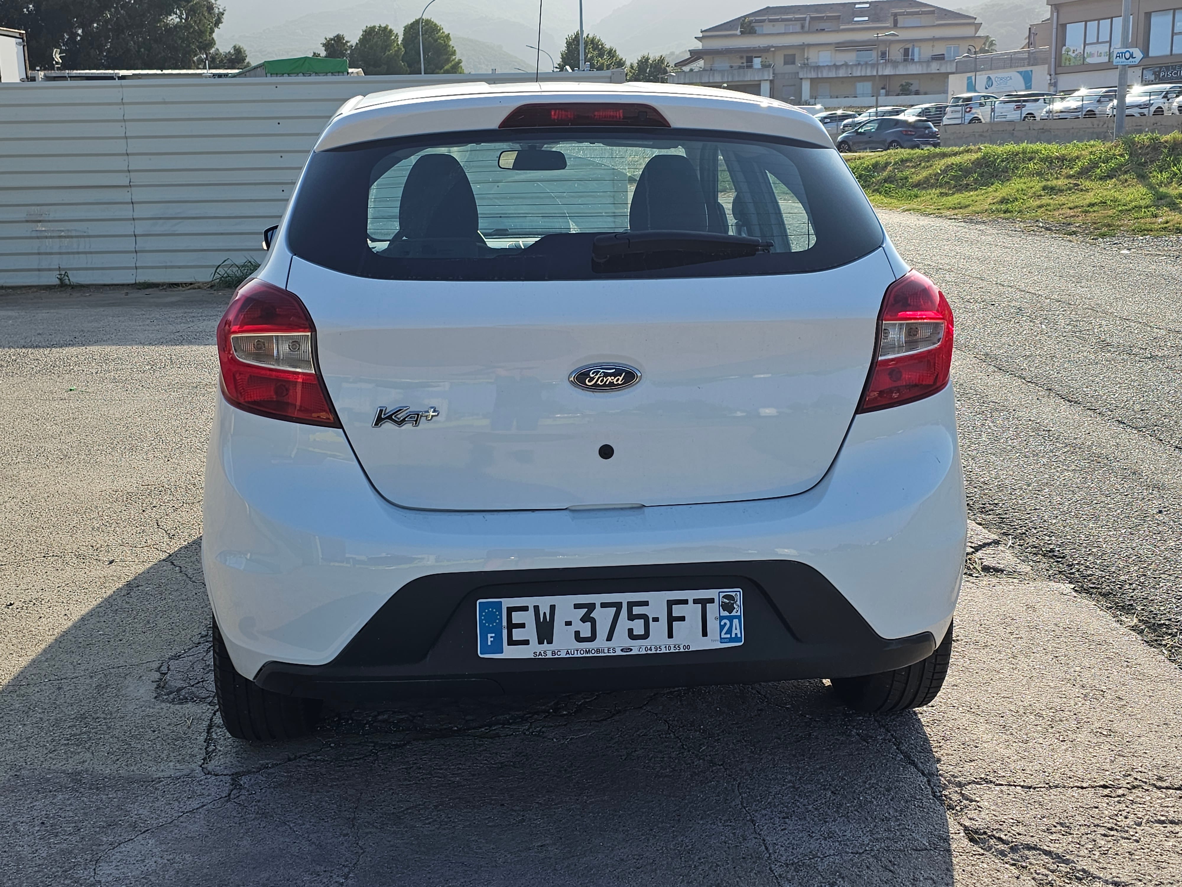 Ford KA+ 1.2 ti avec Audio Bluetooth