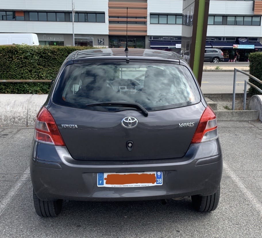 Toyota Yaris Clim - 1 avec Chaines