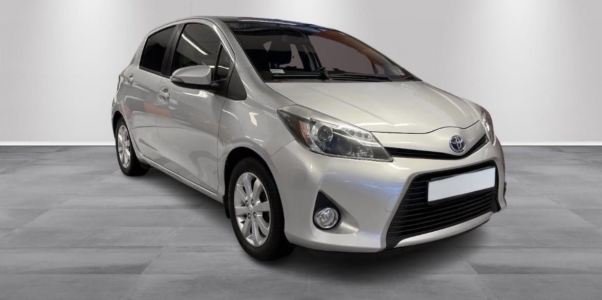 Toyota Yaris Hybrid, 2014, Blyfri 95 / Elektrisk (hybrid), automatisk