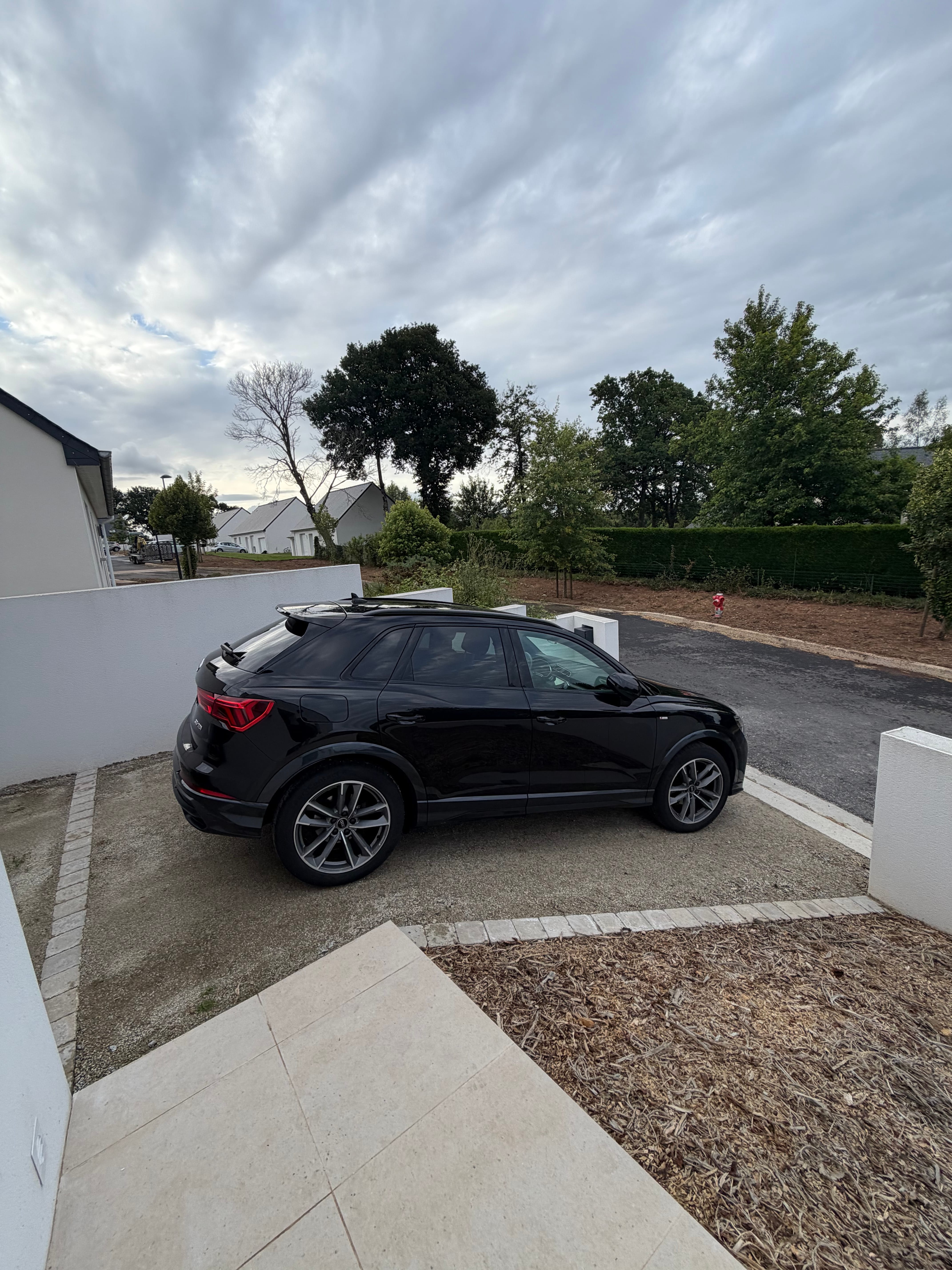 Audi Q3 2.0T Quattro Premium Plus avec Climatisation