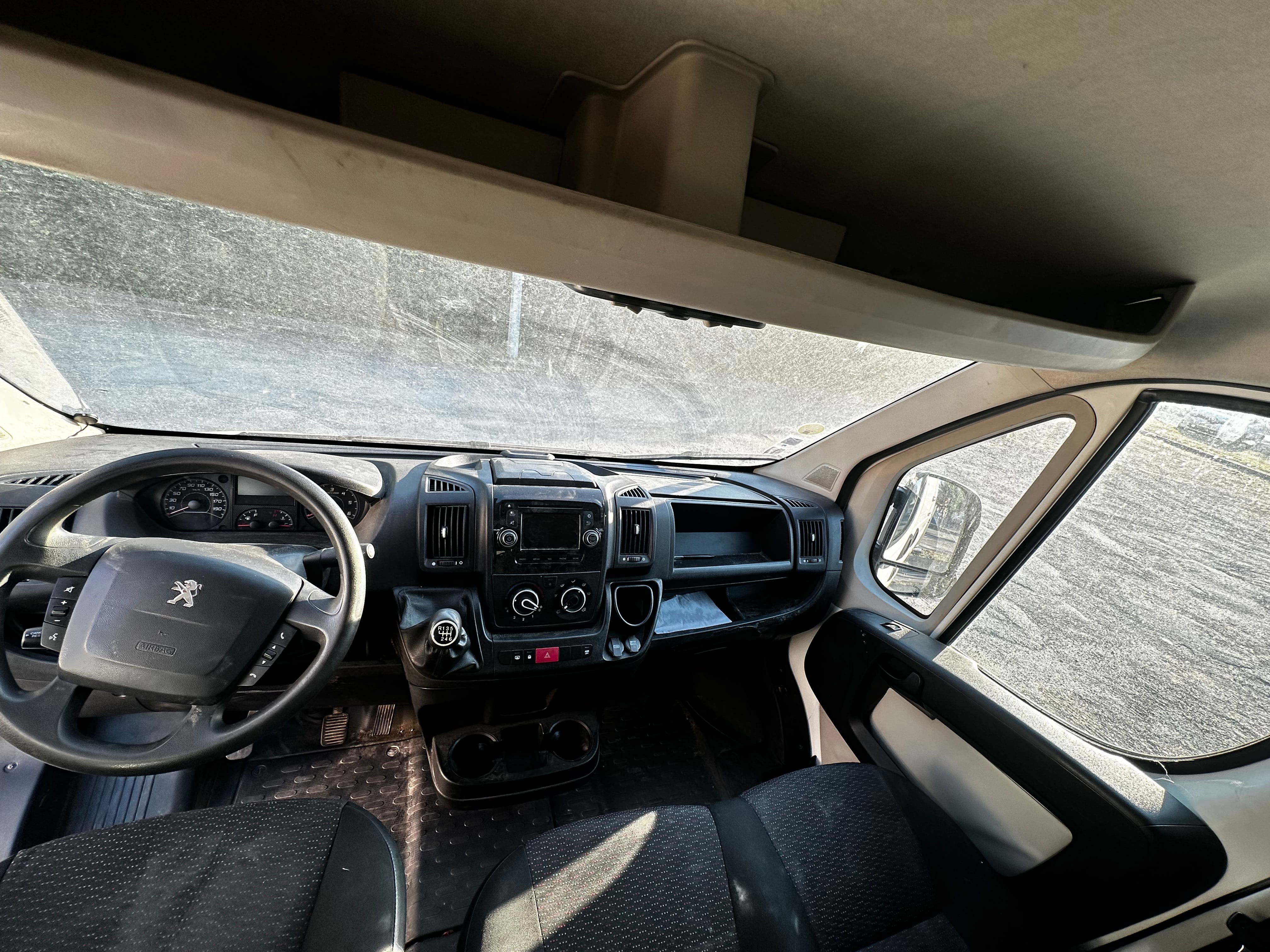 Peugeot Boxer avec Climatisation
