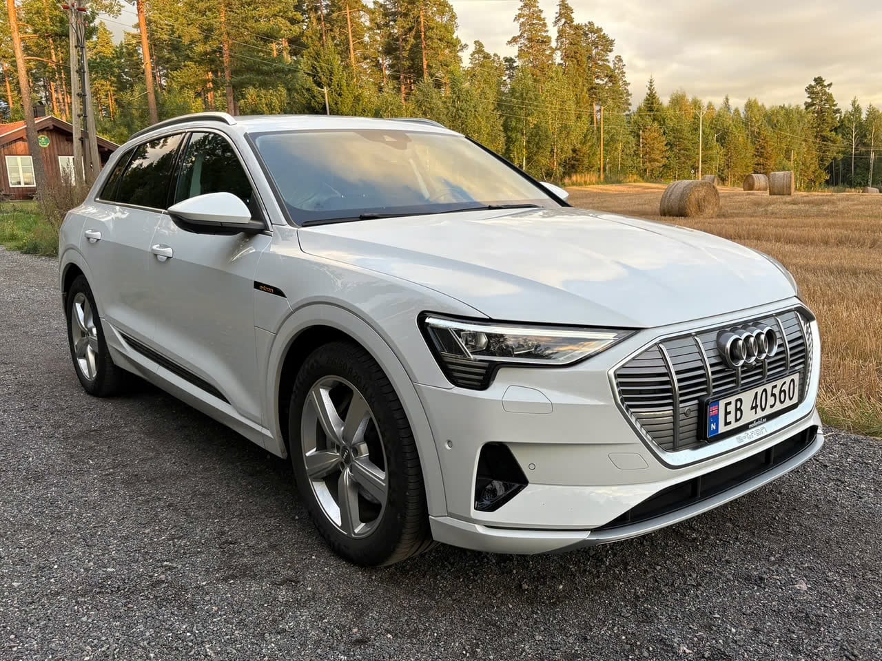 Audi e-tron med Bluetooth audio