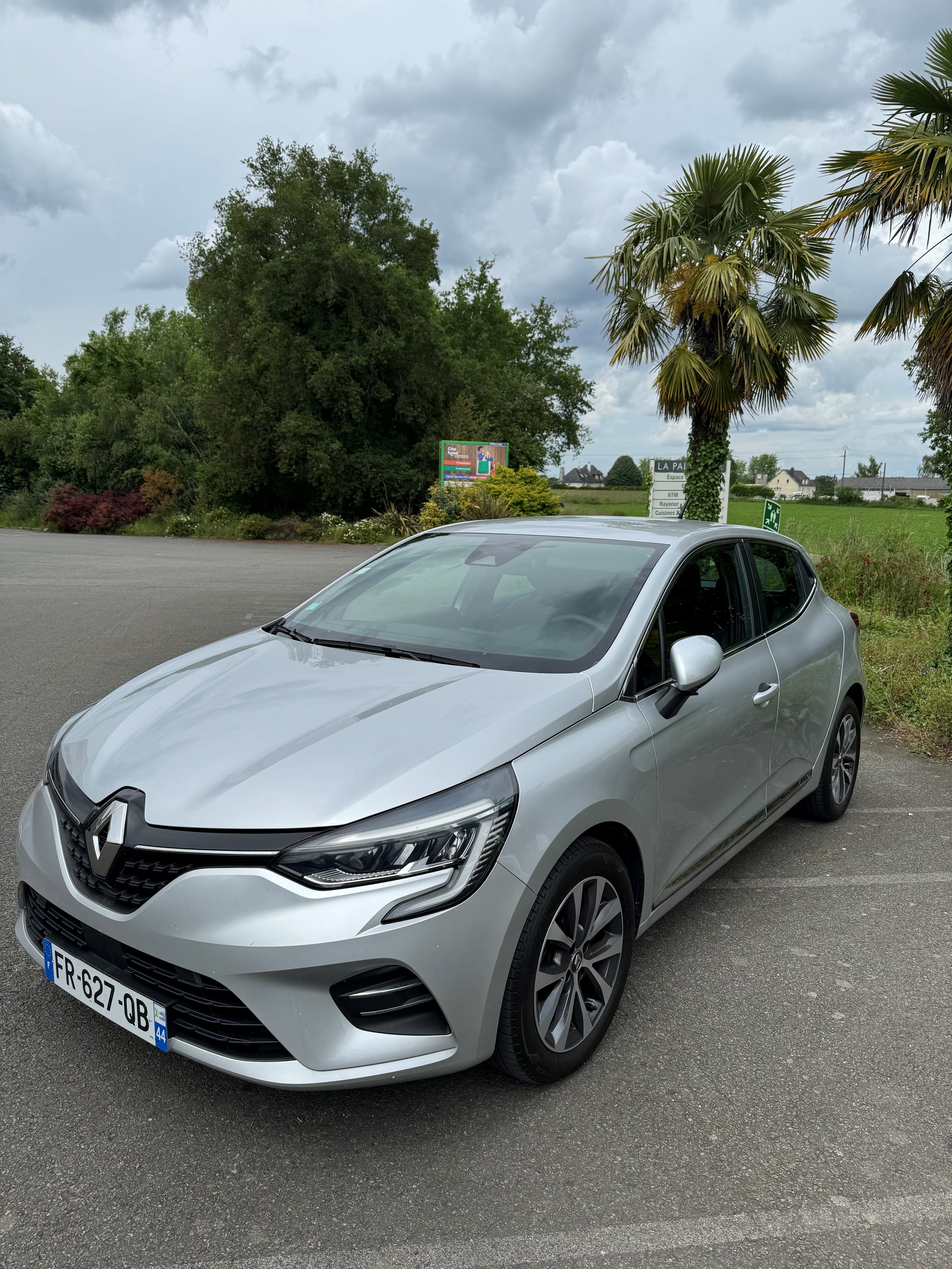 Renault Clio, 2020, Essence 98
