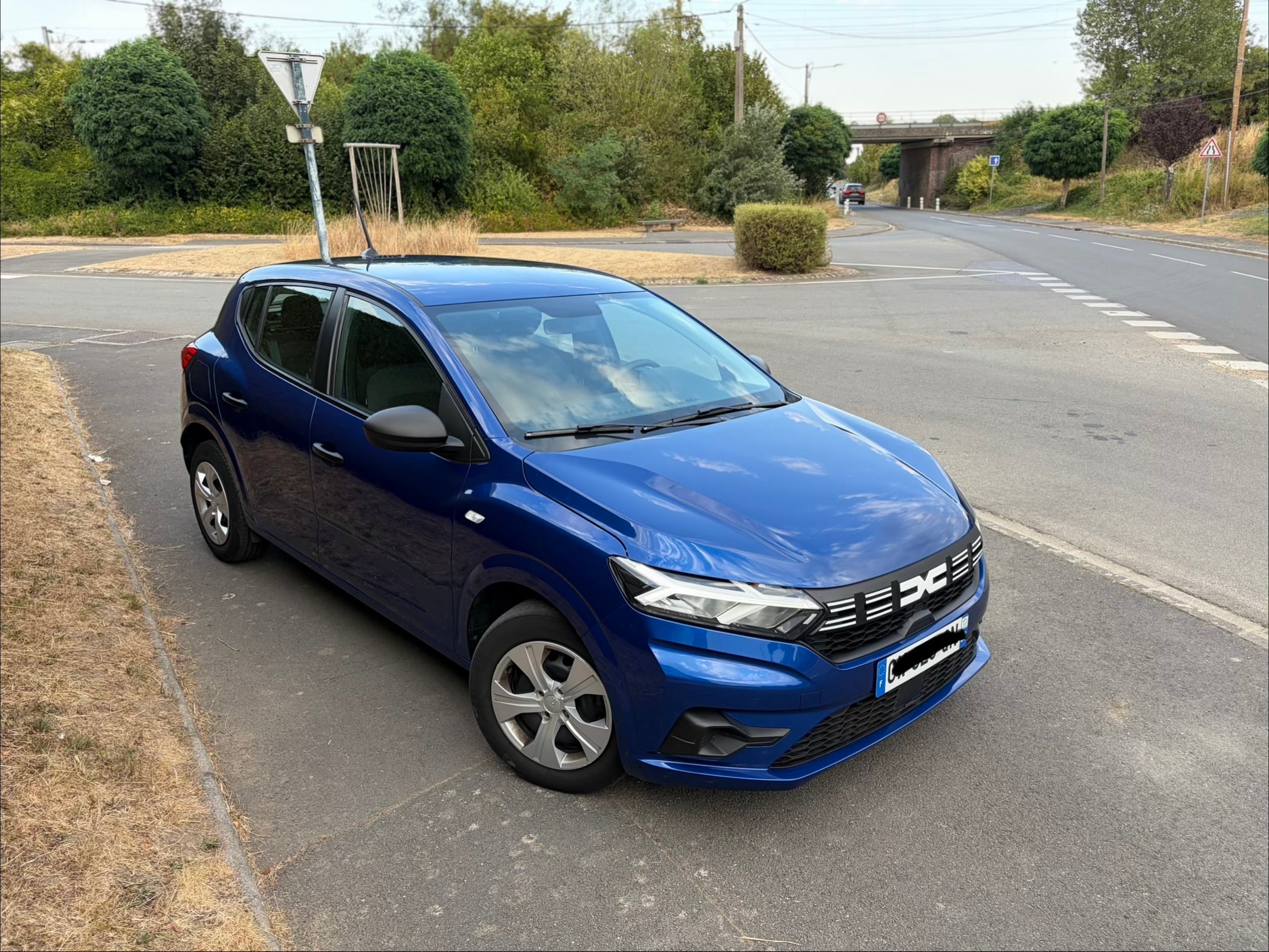 Dacia Sandero Essential 1.0 eco G GPL 100ch avec Port USB