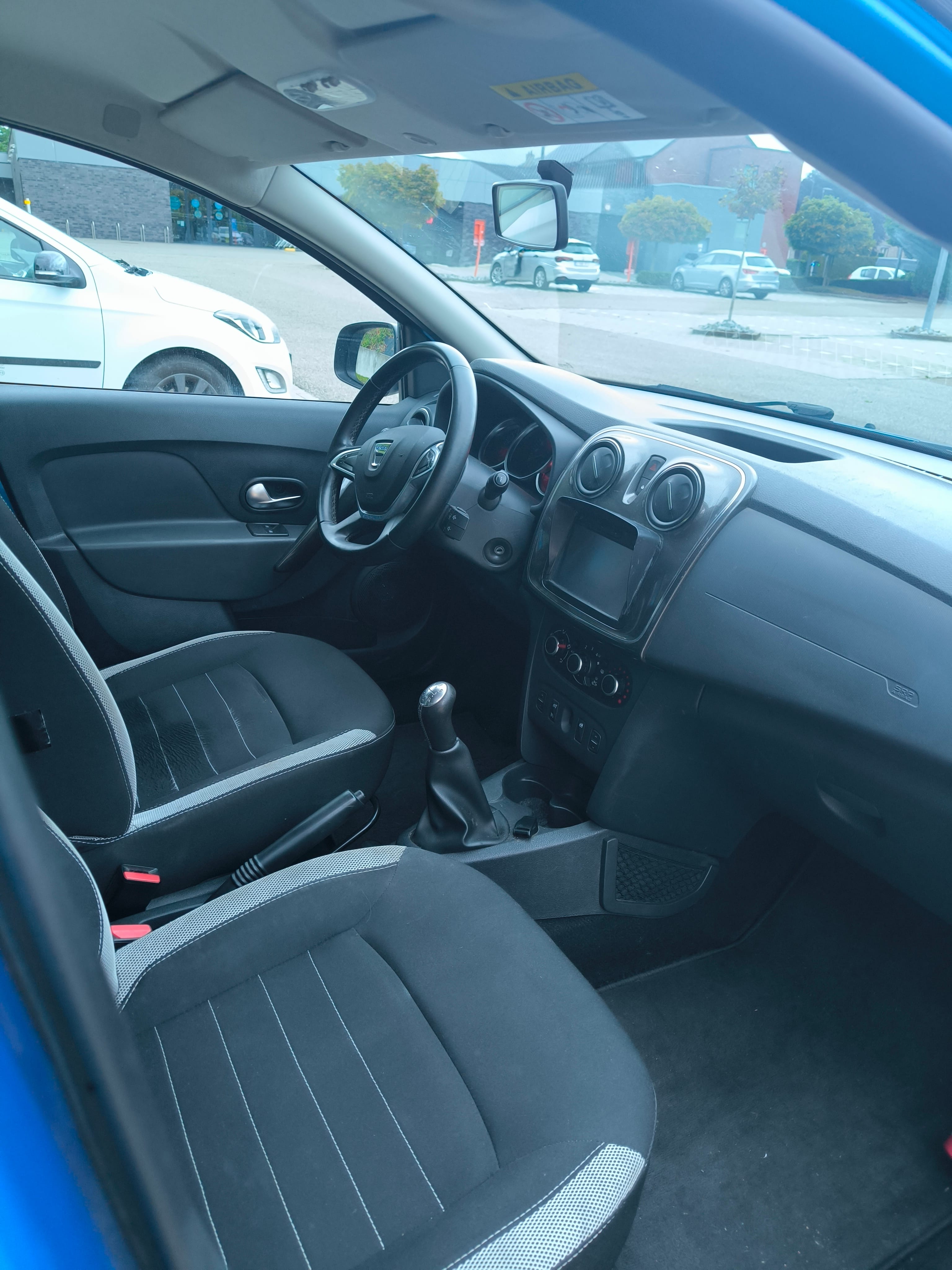 Dacia Sandero Stepway avec GPS