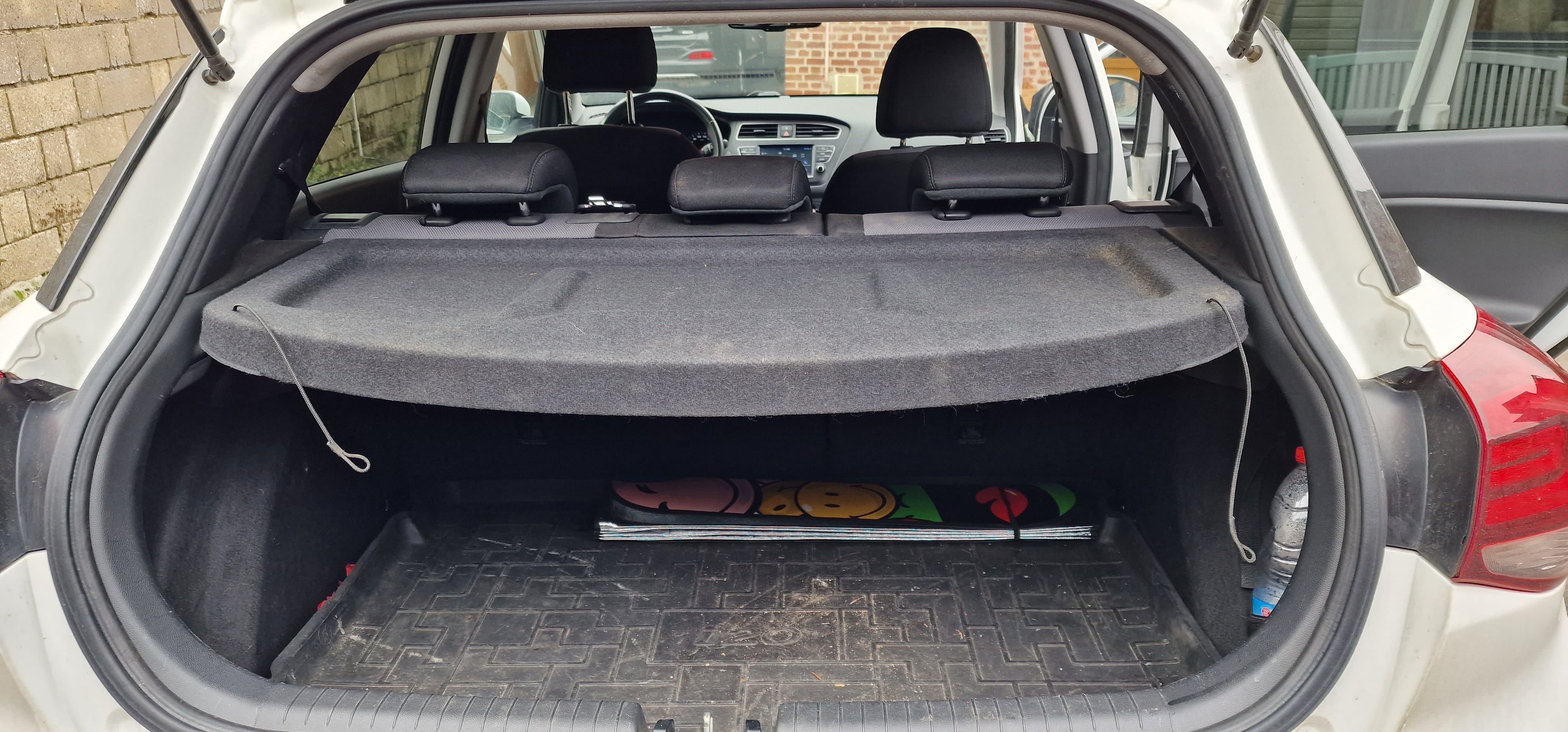 Hyundai i20 1.O 100 CV avec Entrée audio / iPod