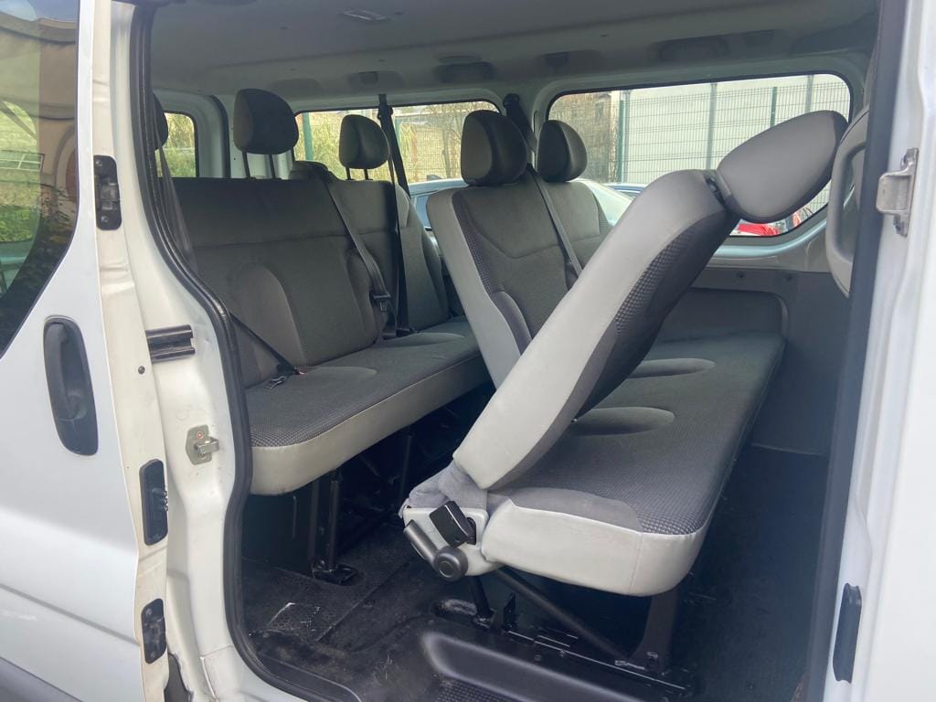 Opel Vivaro Combi