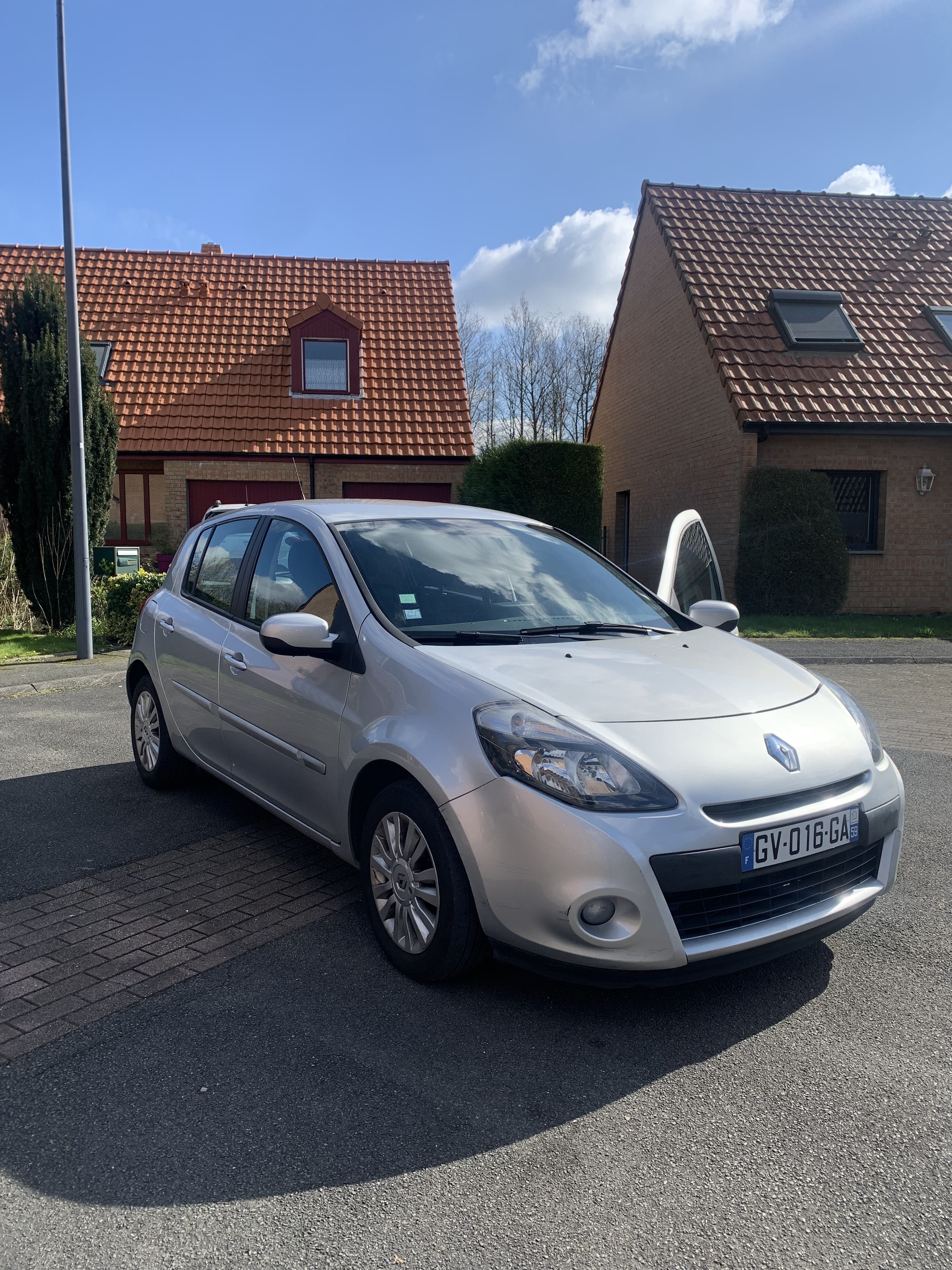 Renault Clio, 2012, Essence 95
