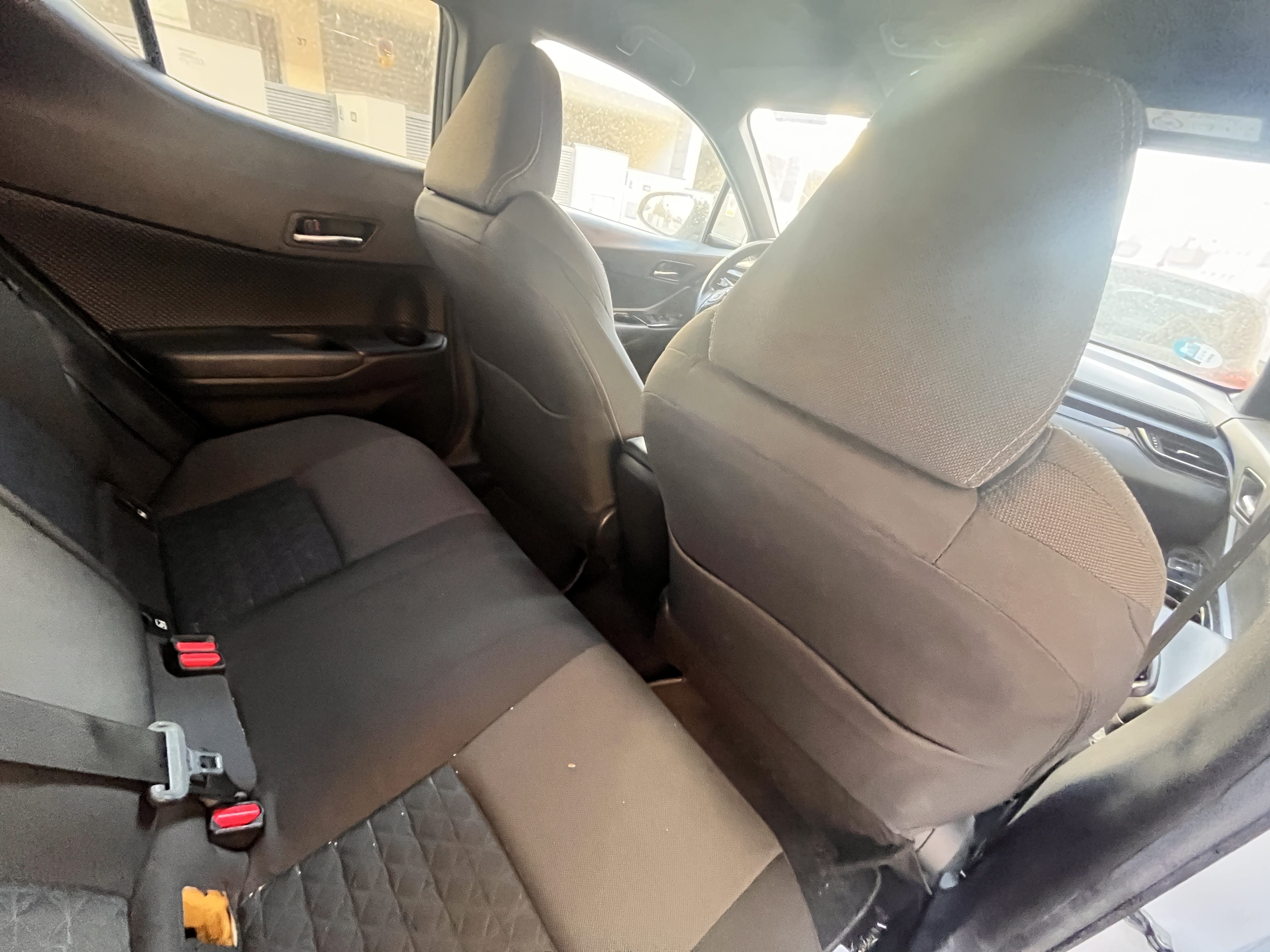 Toyota C-HR Hybrid con Audio Bluetooth