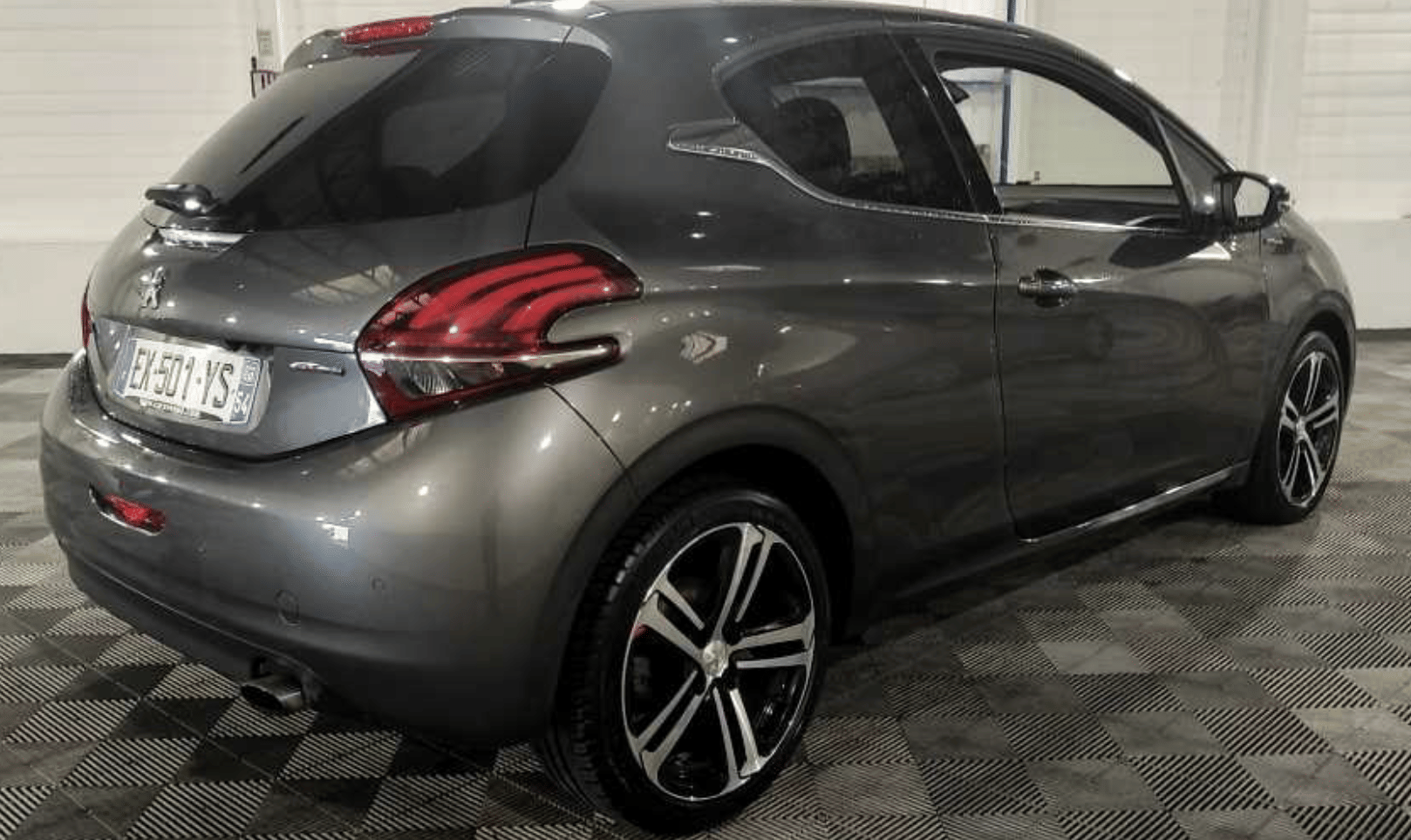 Peugeot 208 avec Régulateur de vitesse