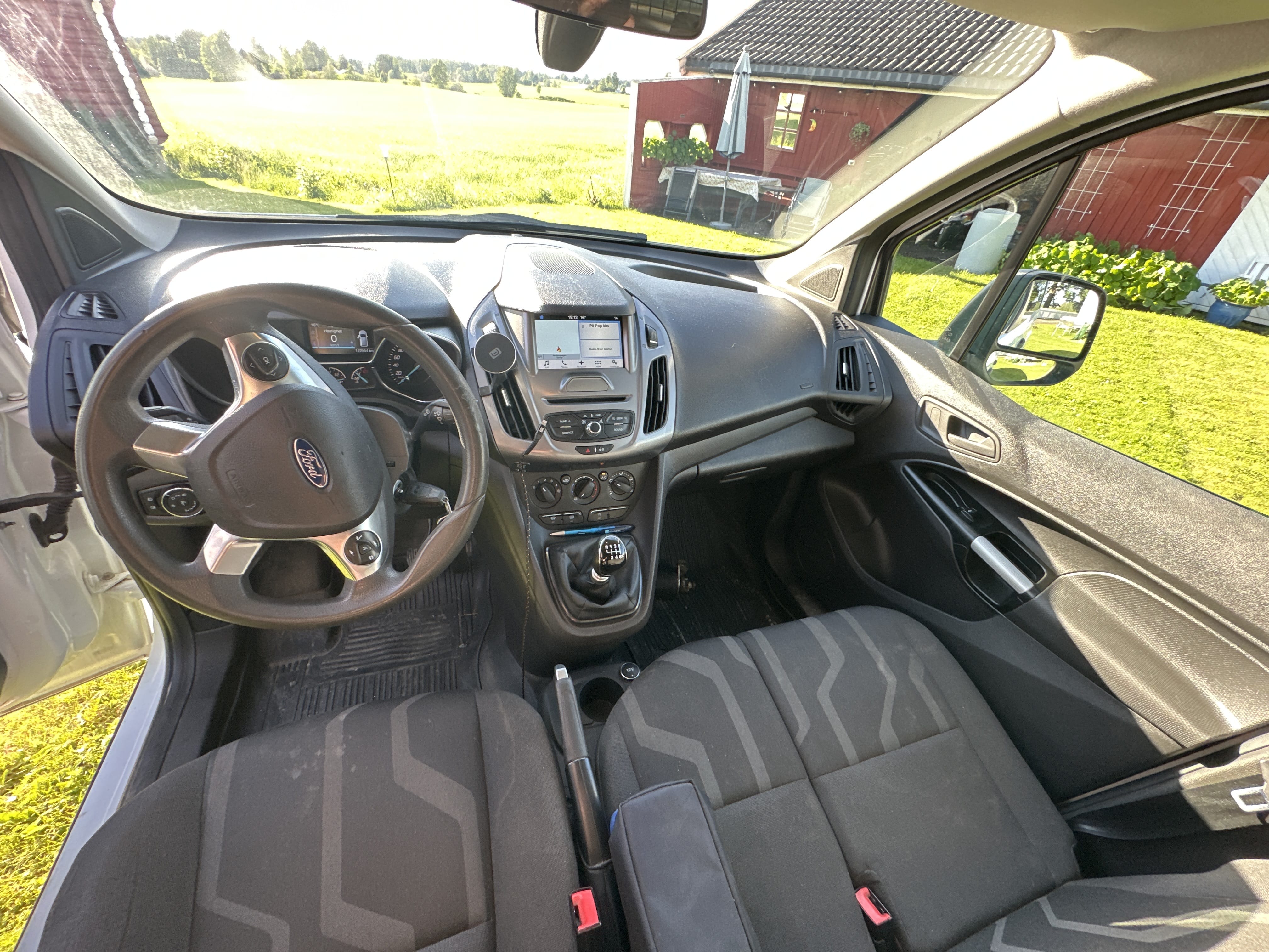 Ford Transit Connect med Bluetooth audio