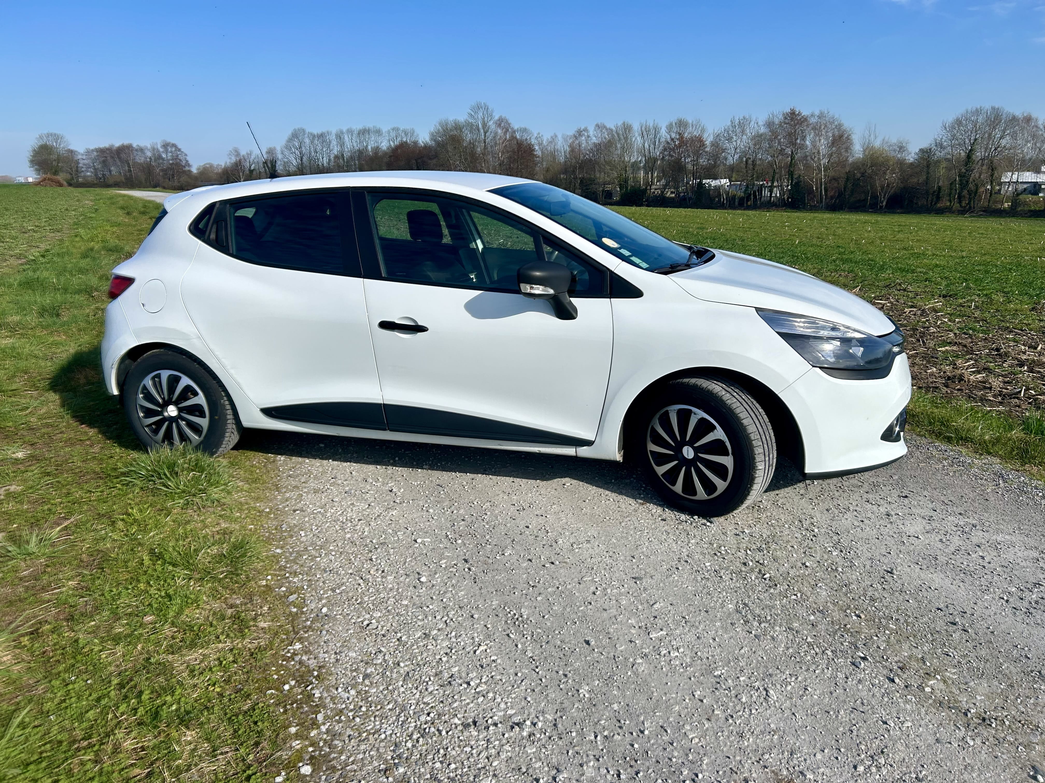 Renault Clio avec Climatisation