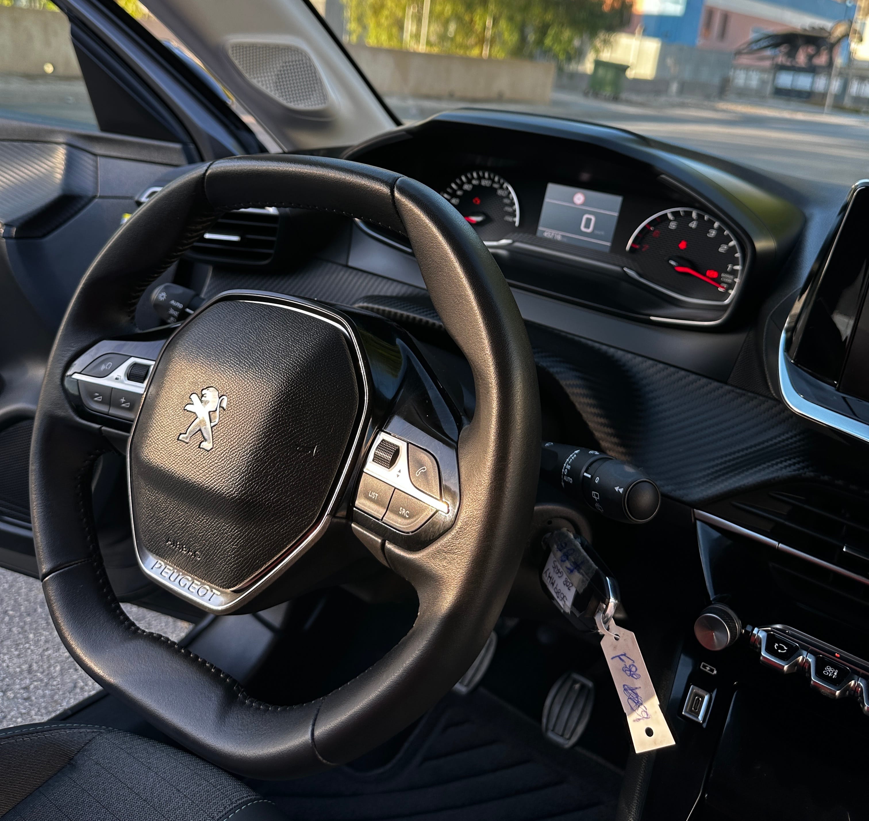 Peugeot 208 con Audio Bluetooth