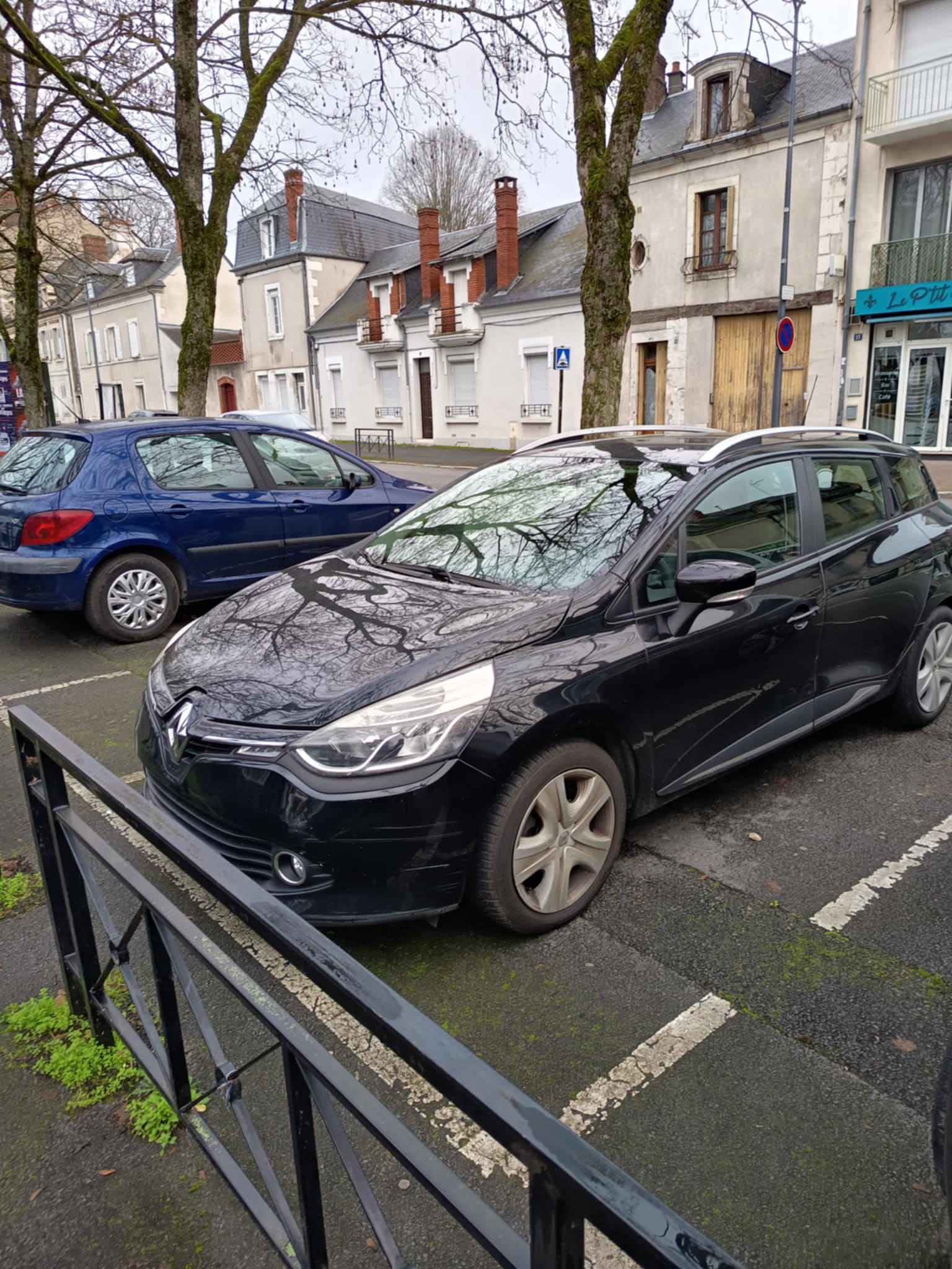 Renault Clio avec Climatisation