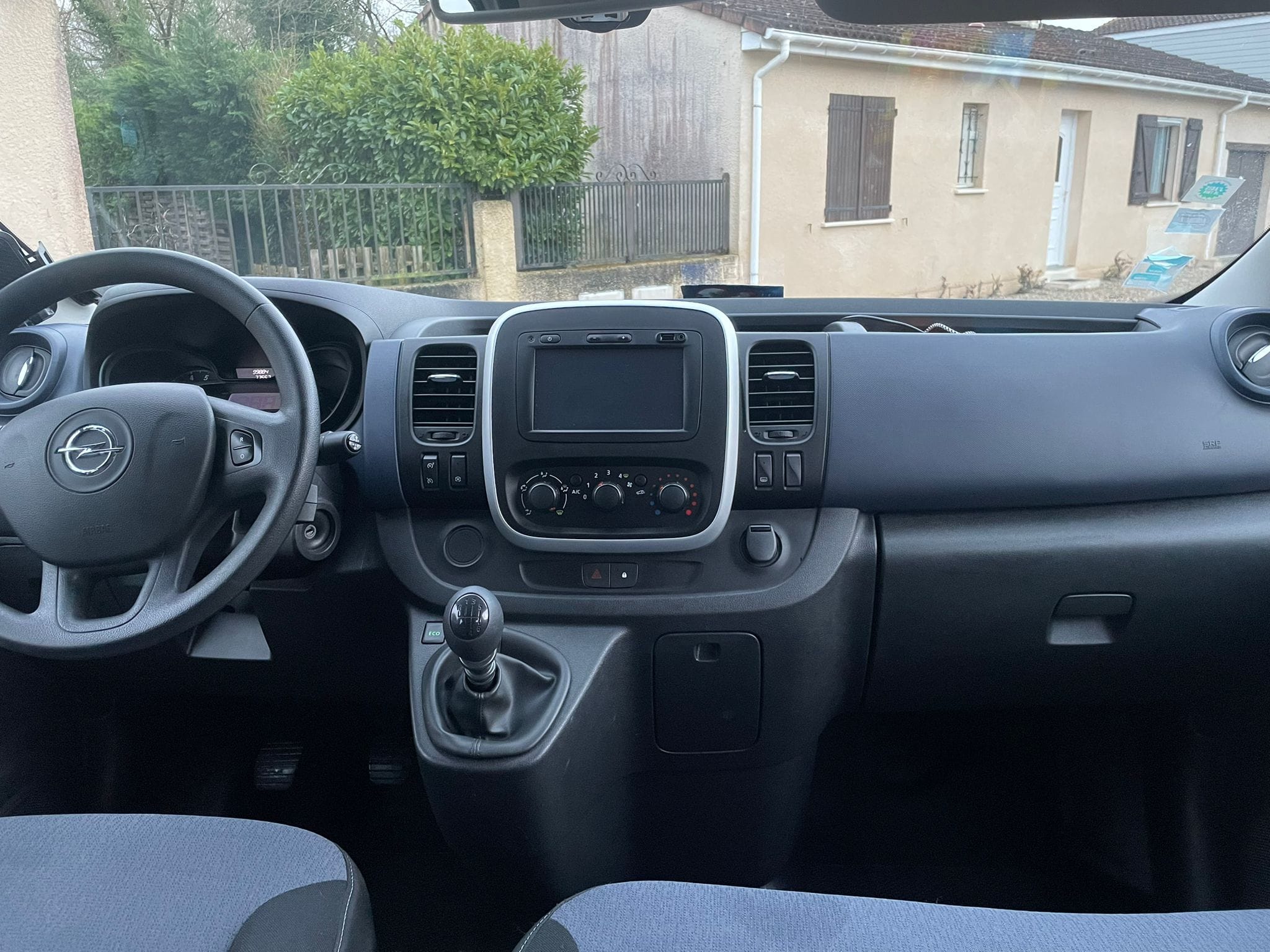 Opel Vivaro avec Régulateur de vitesse