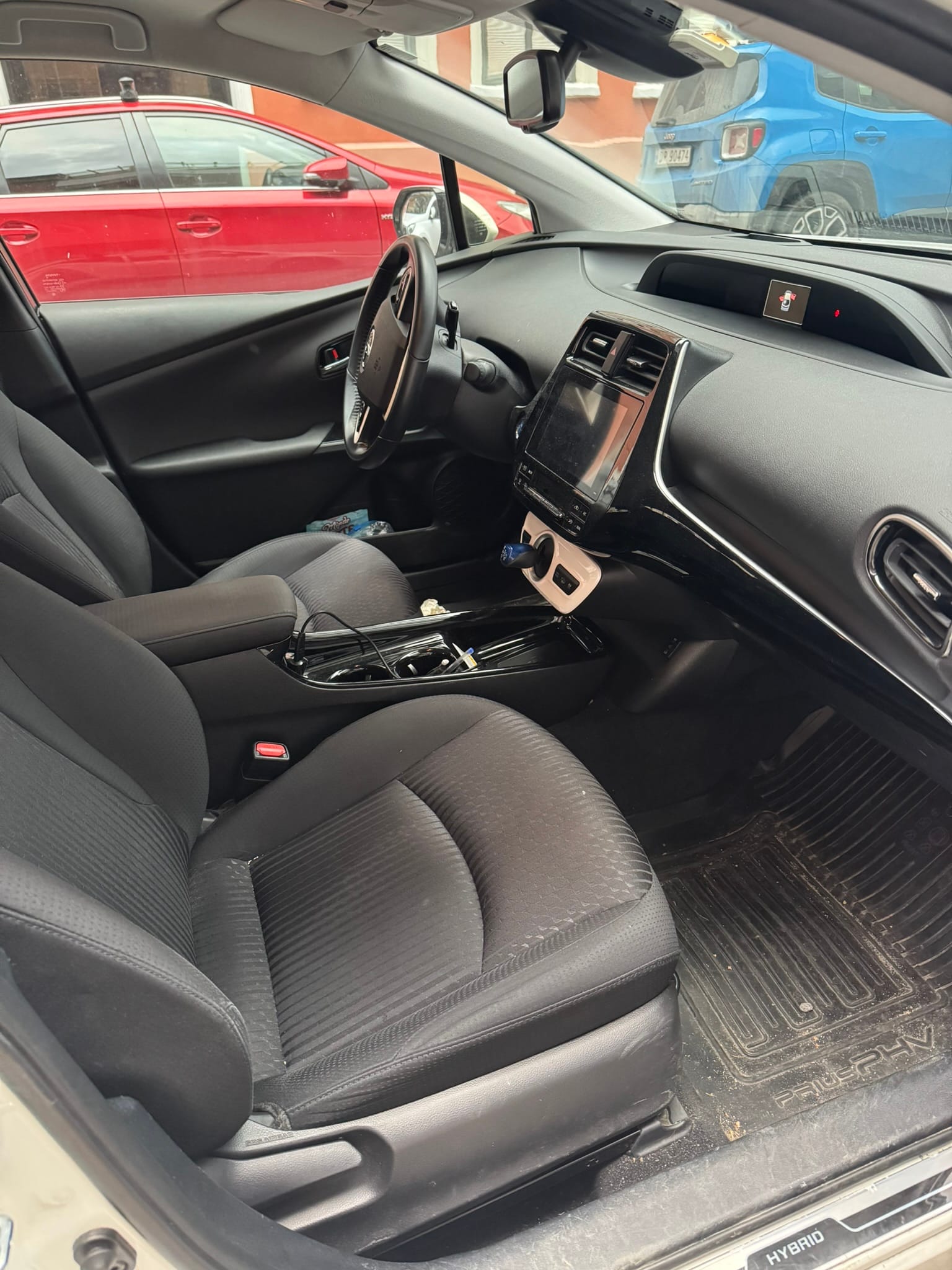 Toyota Prius Plug-in Hybrid med Cruisekontroll