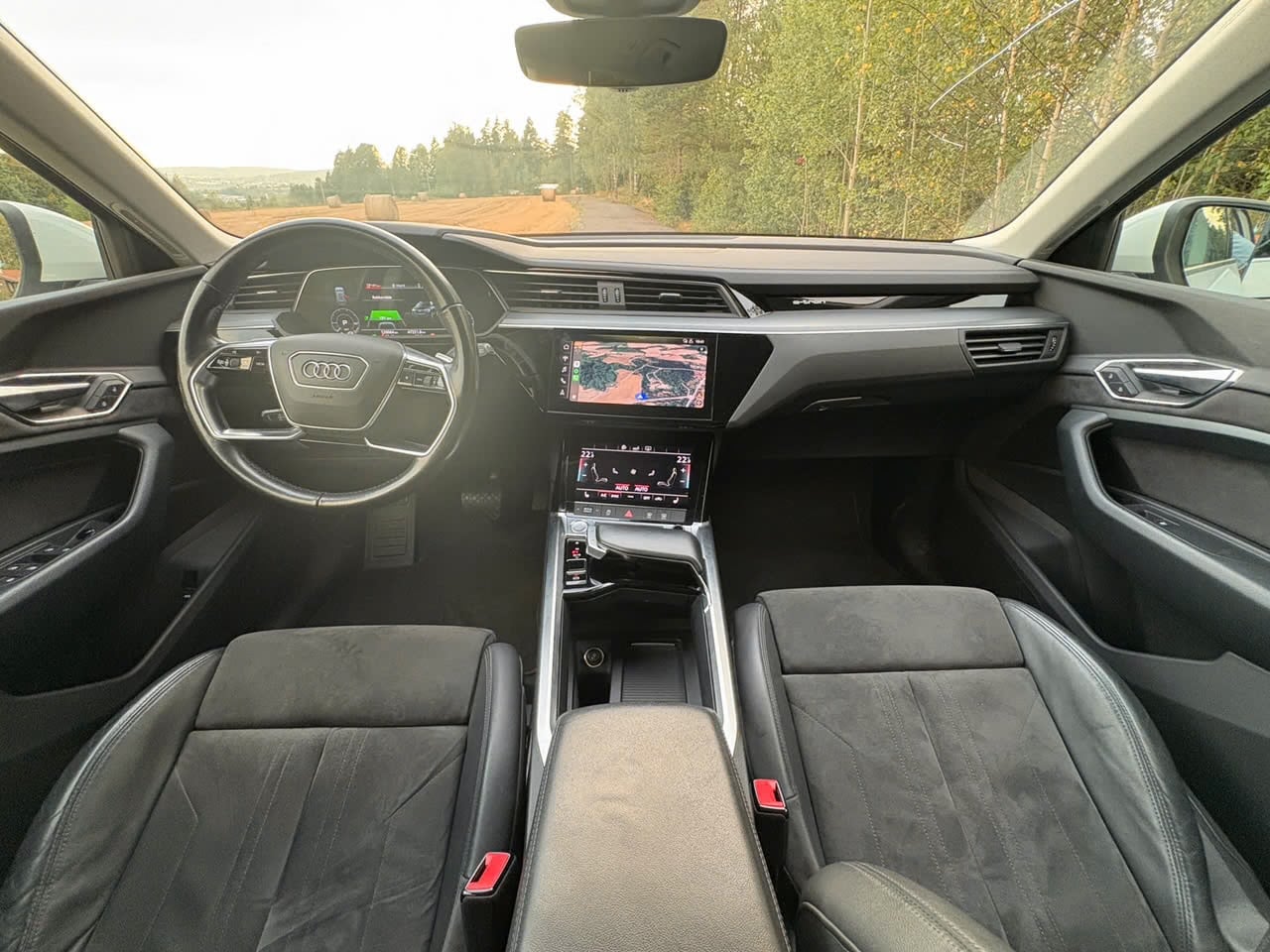 Audi e-tron med Cruisekontroll