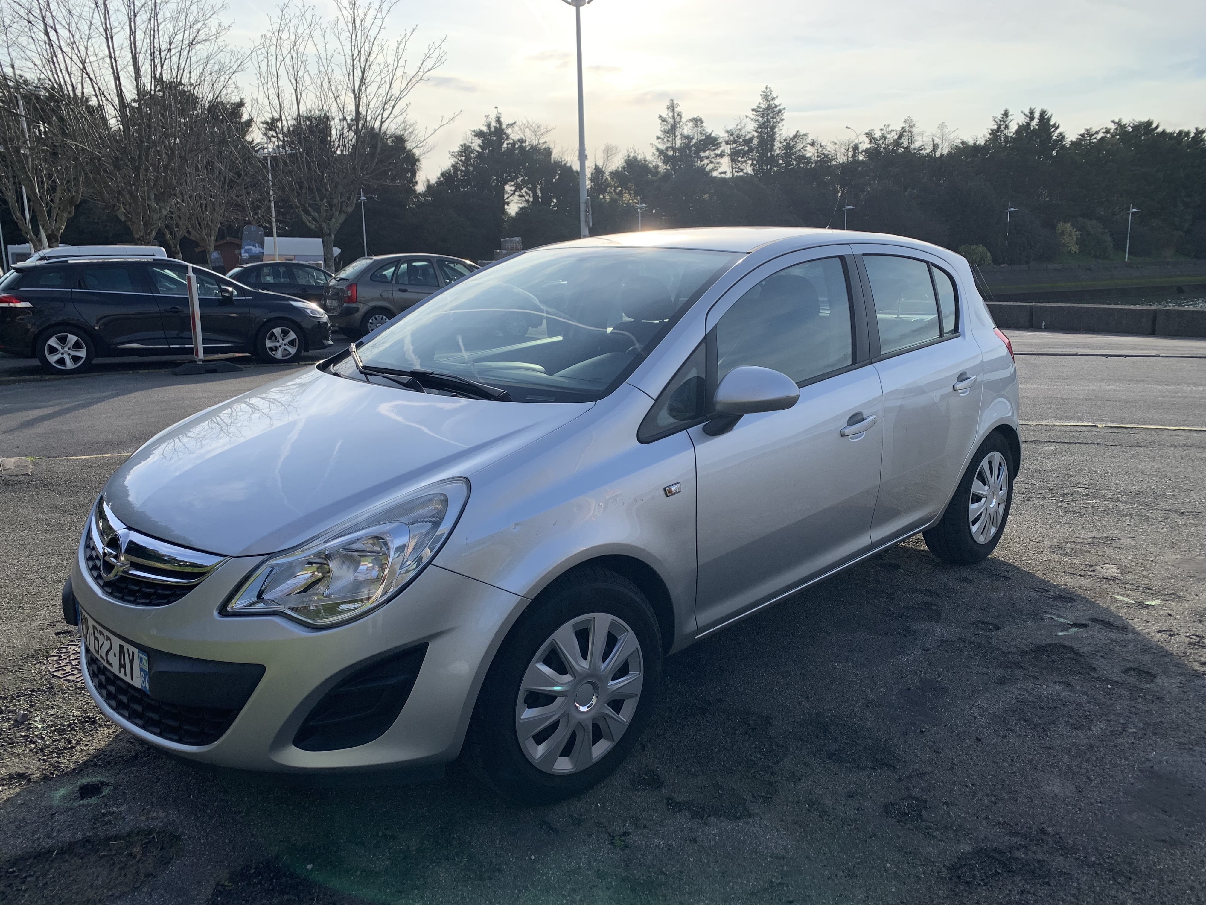 Opel Corsa, 2011, Essence 95