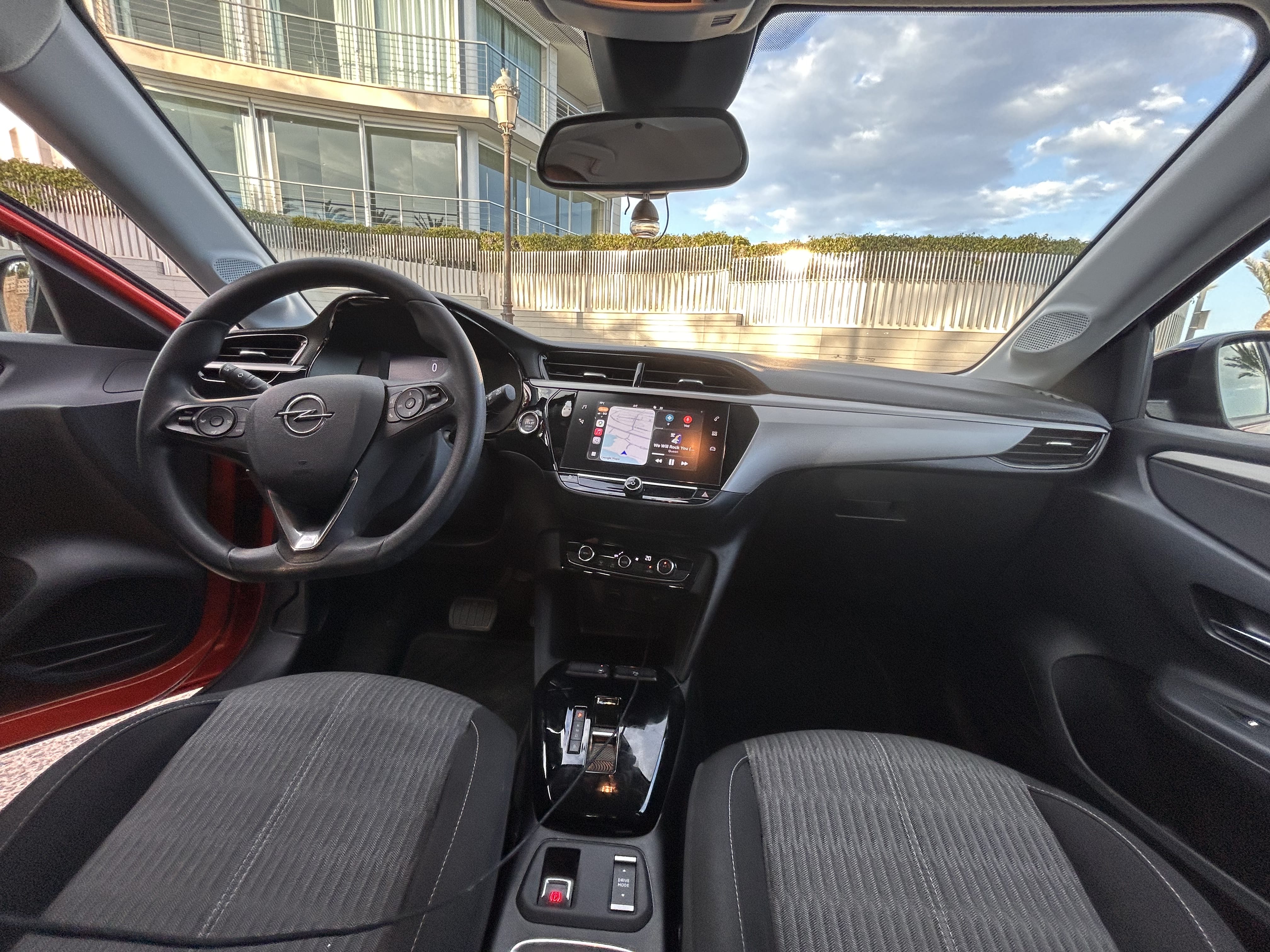 Opel Corsa-E con Control de velocidad