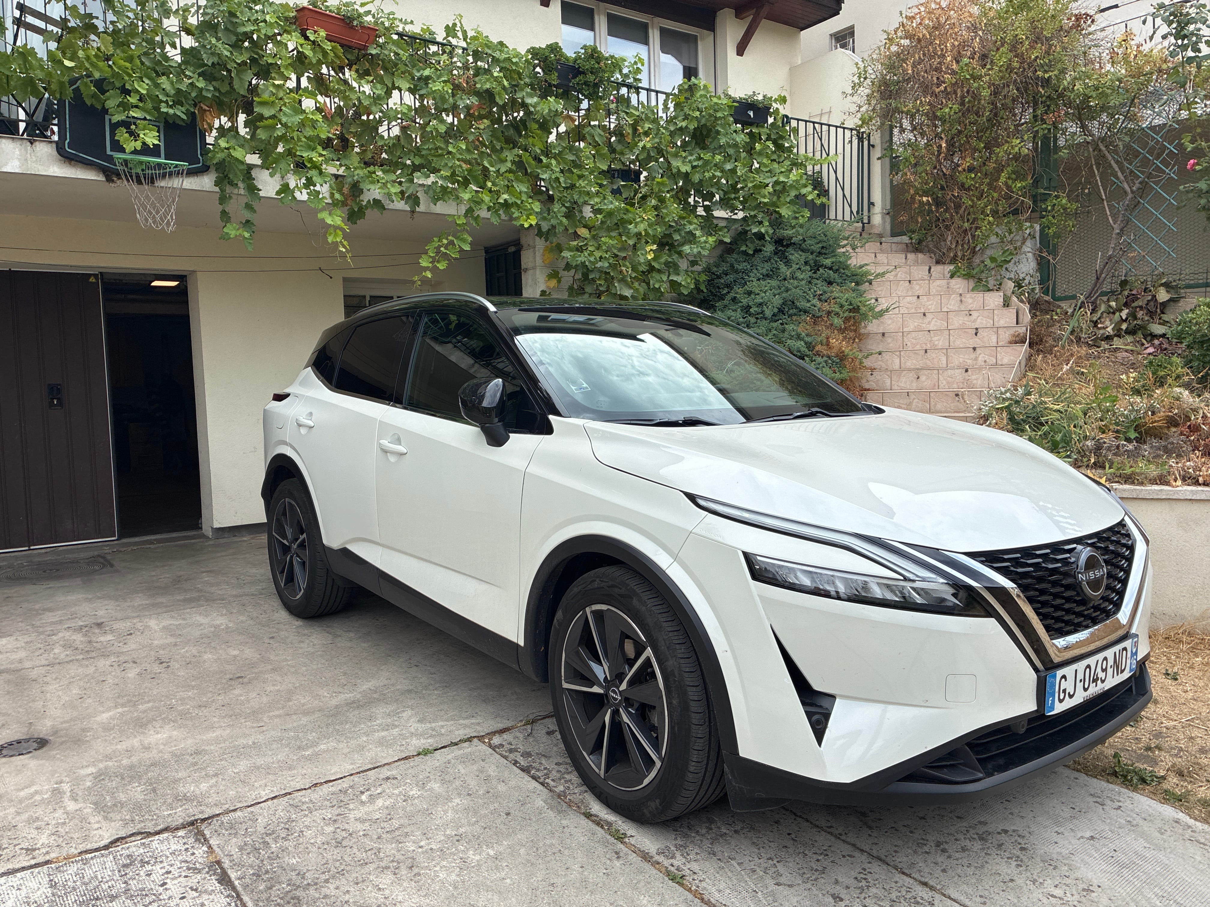 Nissan Qashqai, 2022, Essence 95