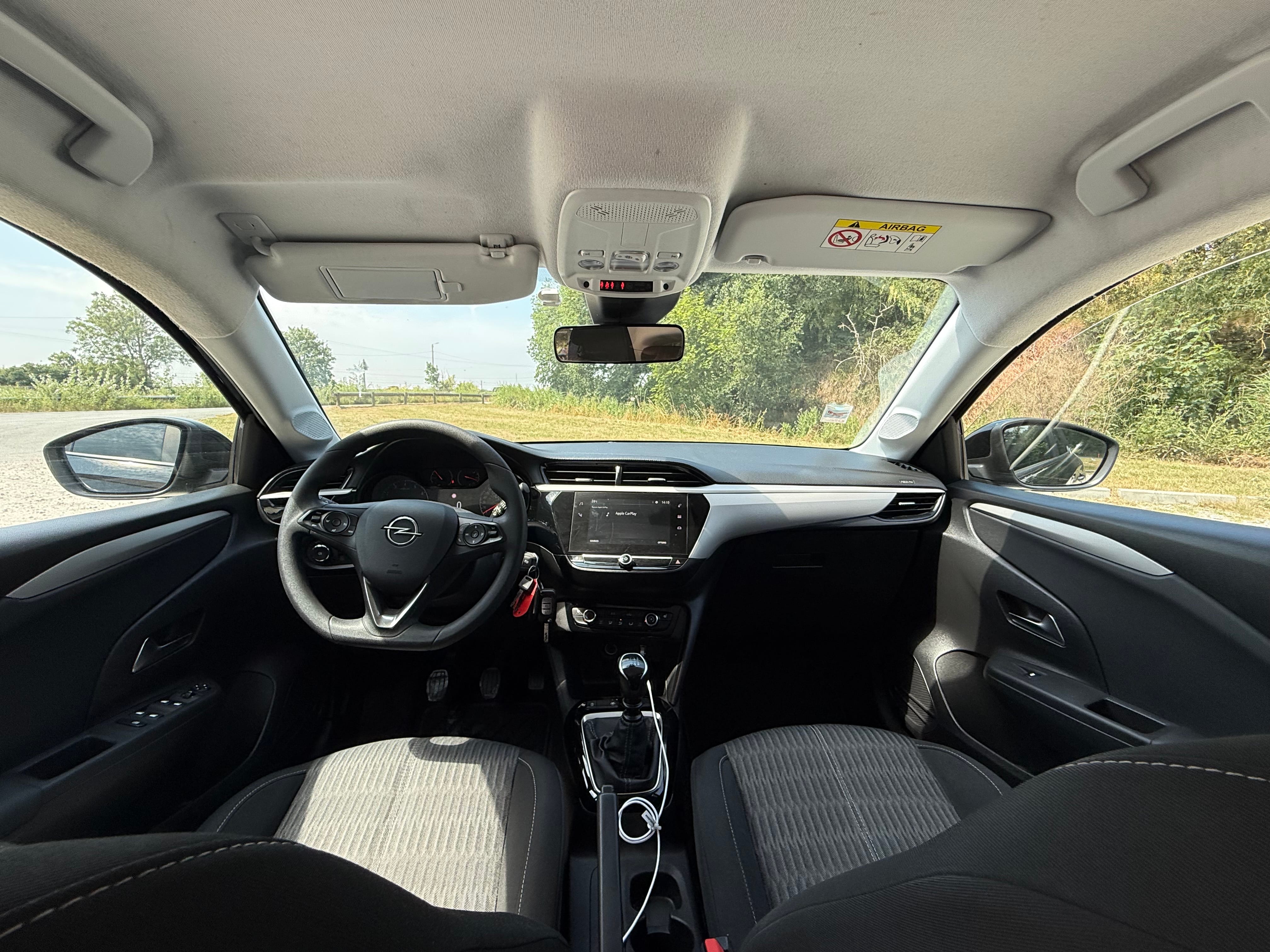 Opel Corsa avec Caméra de recul
