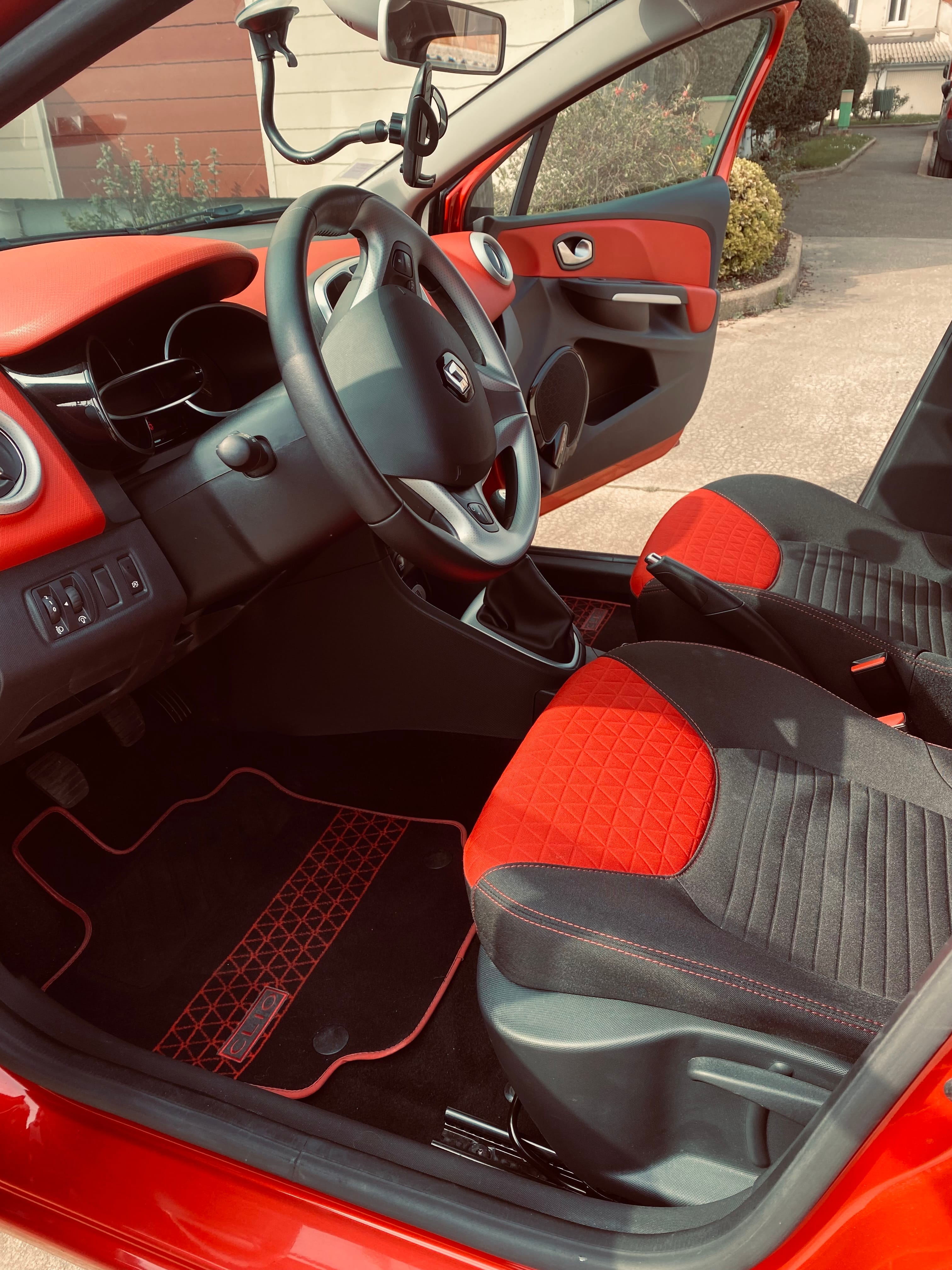 Renault Clio avec Audio Bluetooth