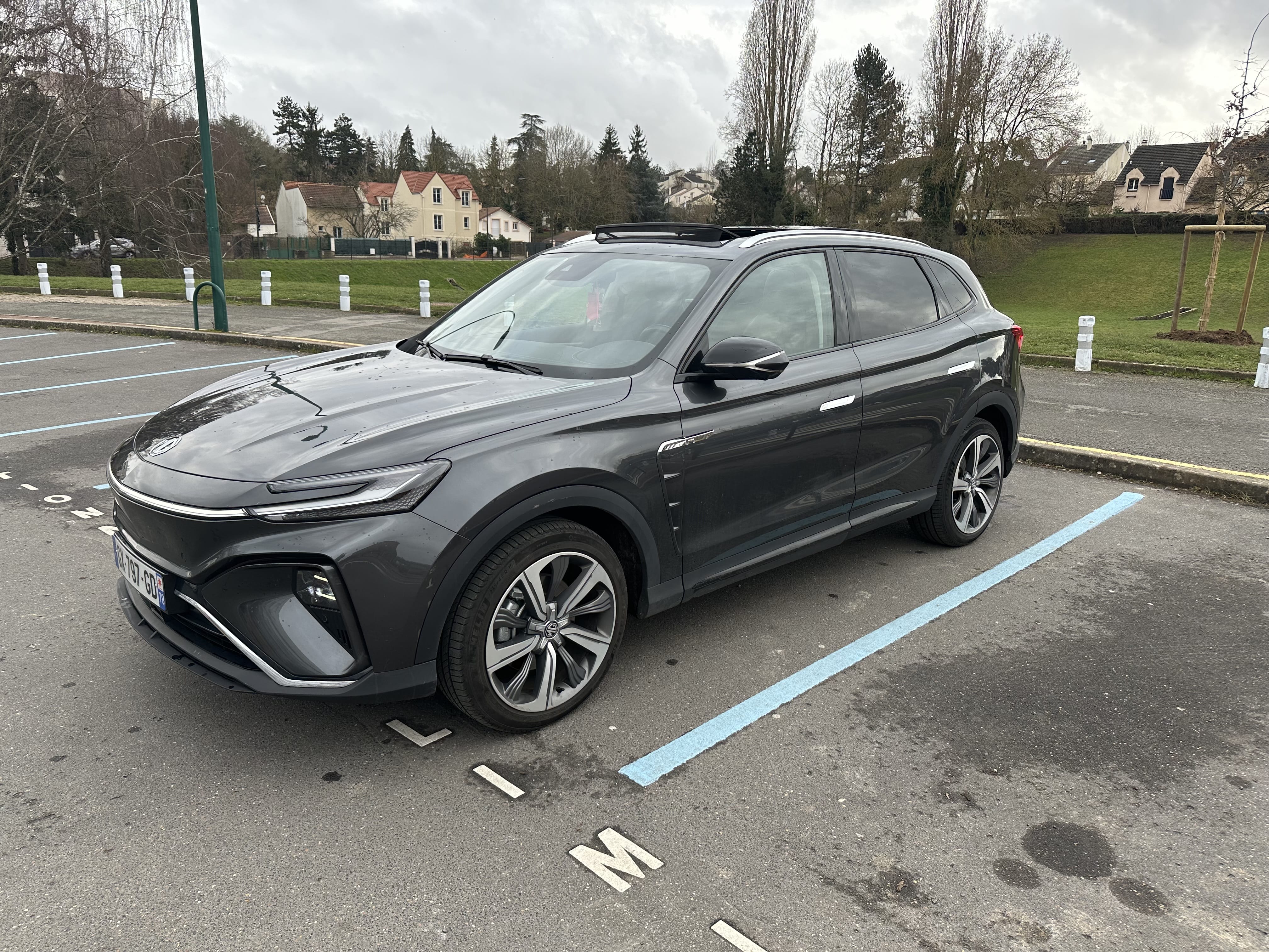 MG Marvel R, 2024, Électrique, automatique