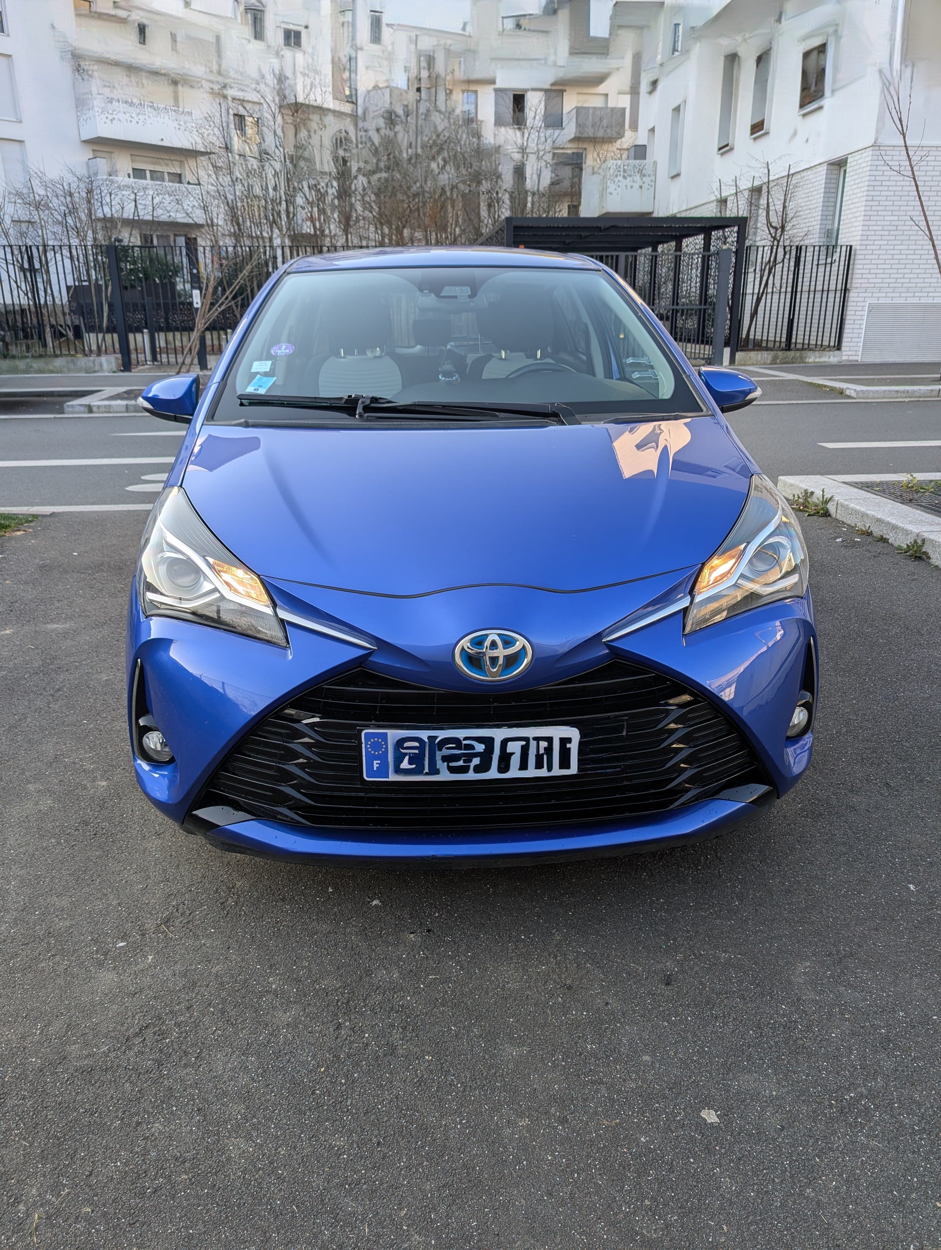 Toyota Yaris Hybride, 2018, Essence 95, automatique