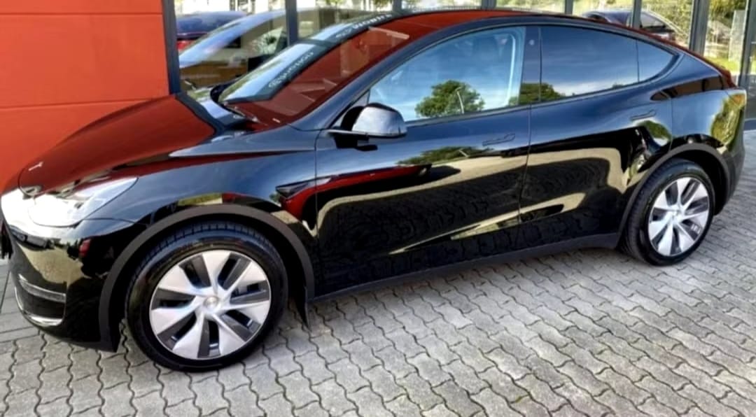 Tesla Model Y avec Climatisation