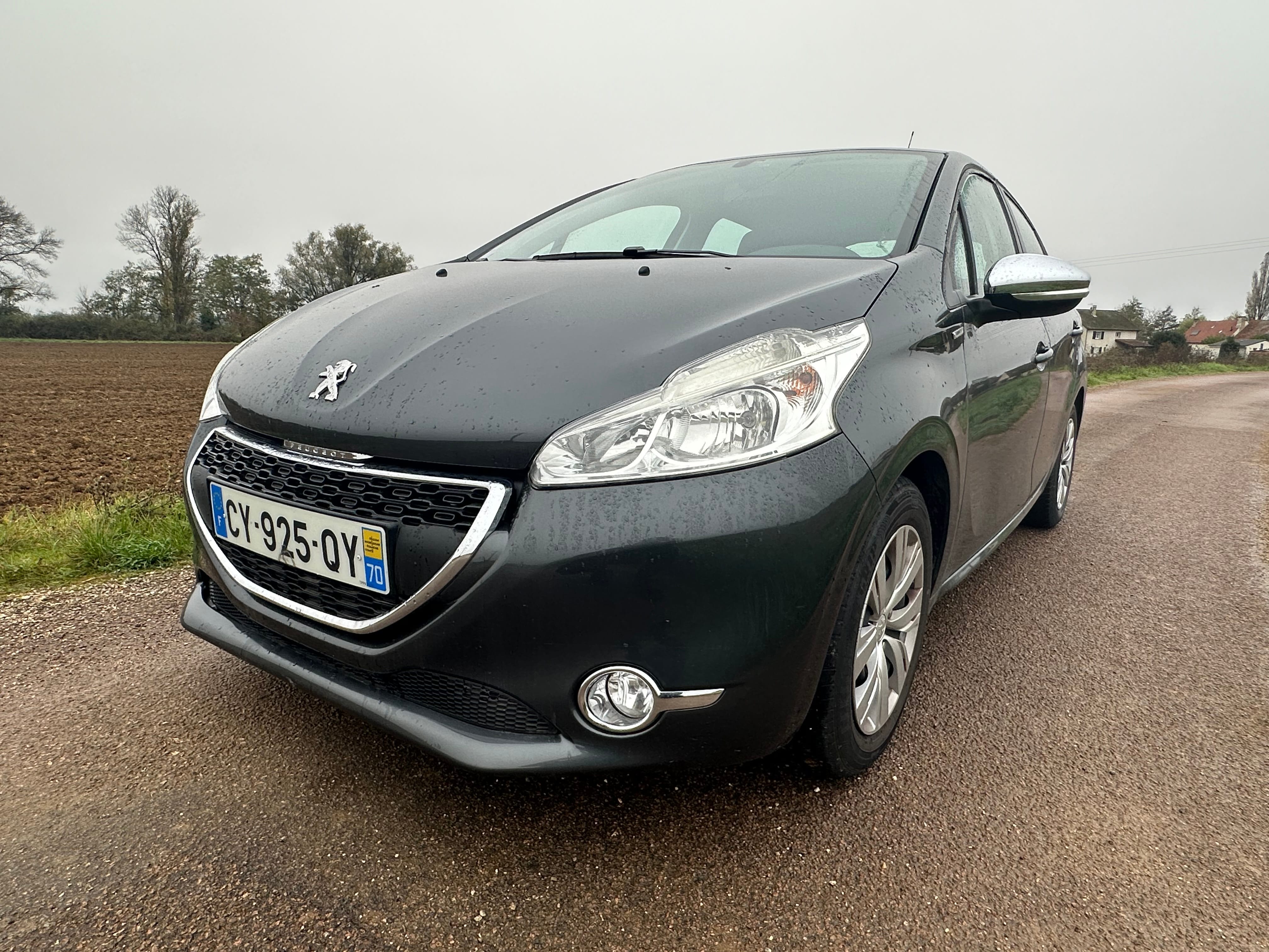 Peugeot 208 GARE SNCF, 2013, Essence 95