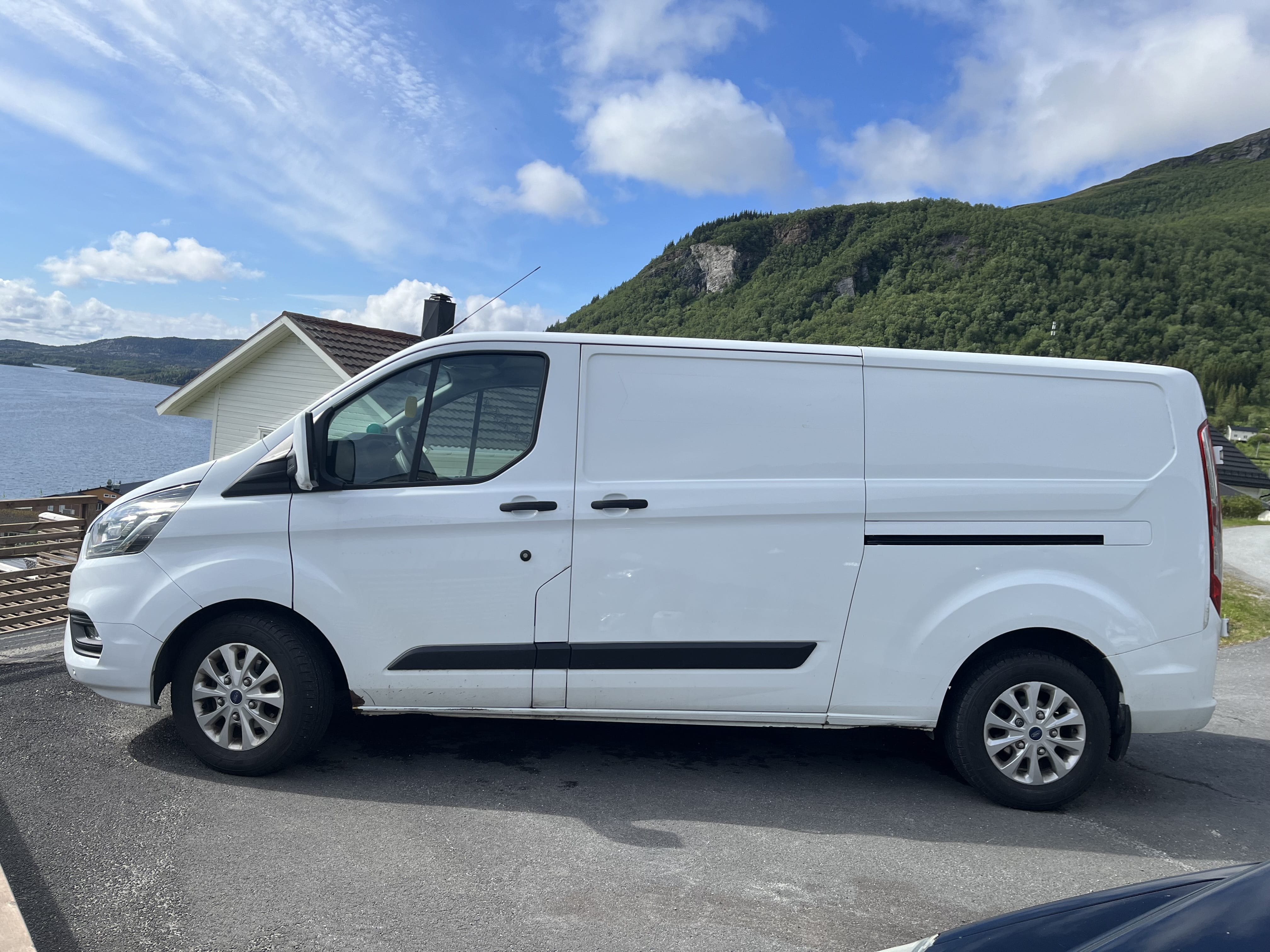 Ford Transit Custom Kombi med Aircondition
