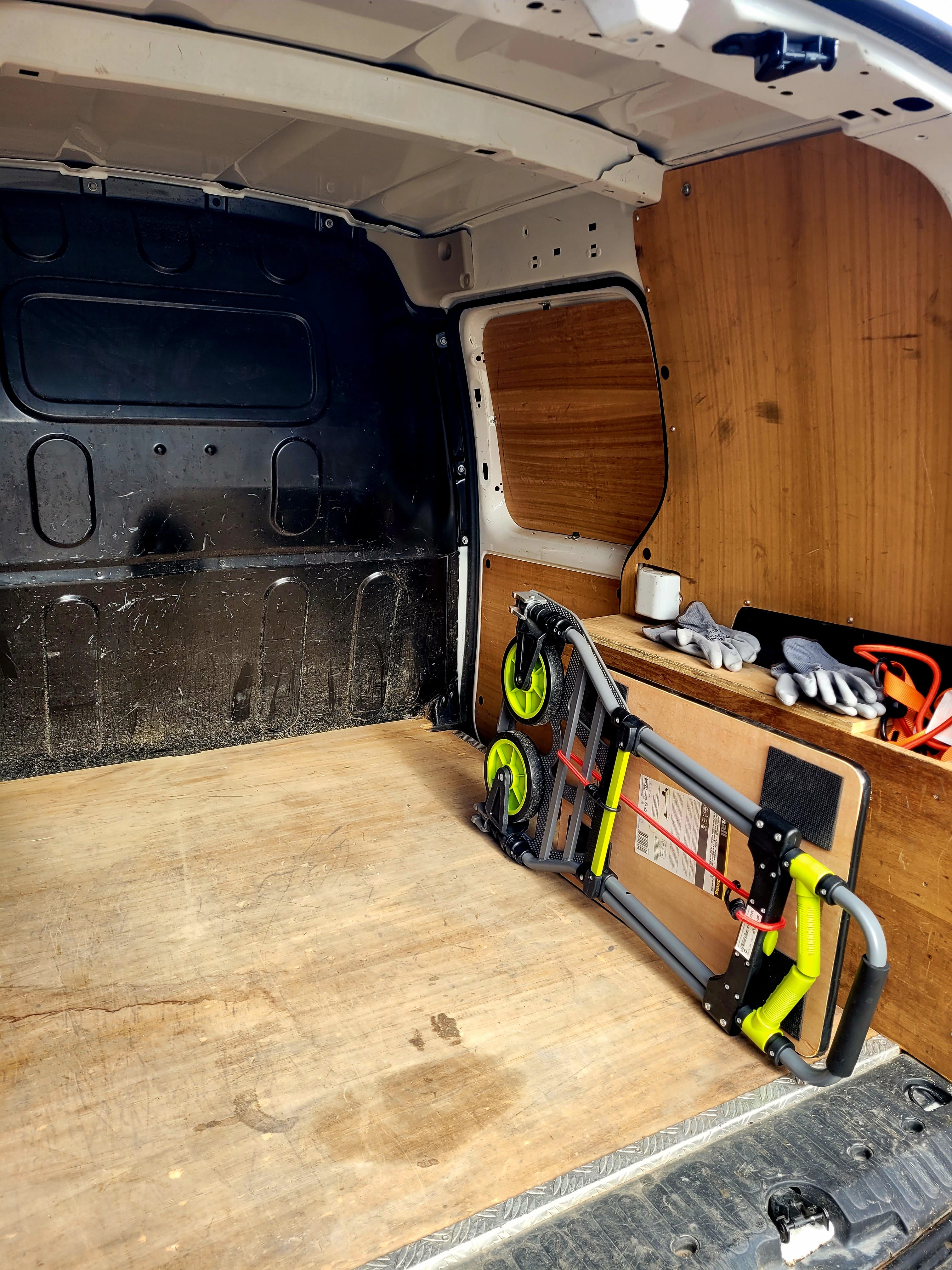 Renault Kangoo Express II avec Attelage