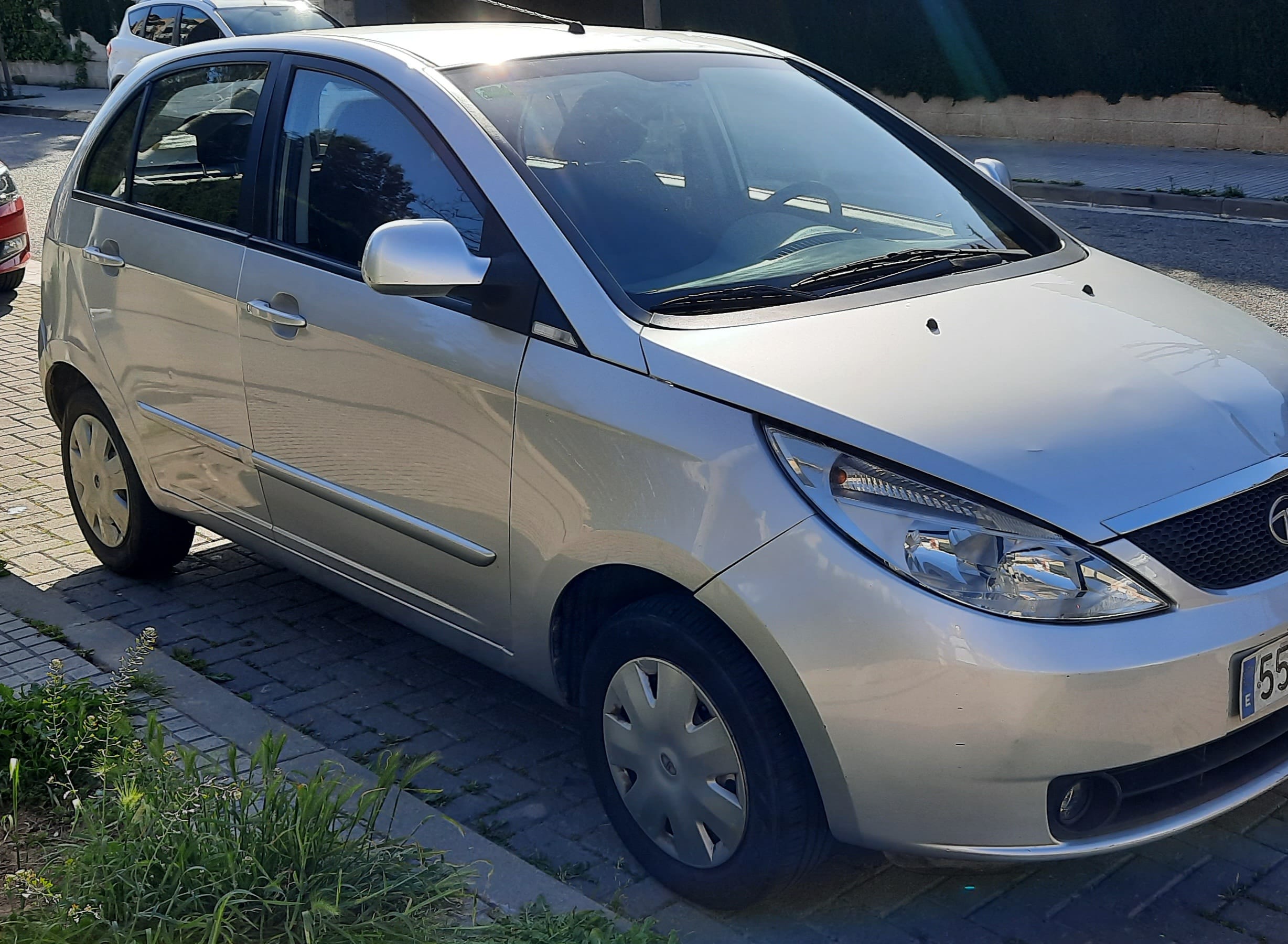 Tata Motors Indica, 2013, Gasolina 95