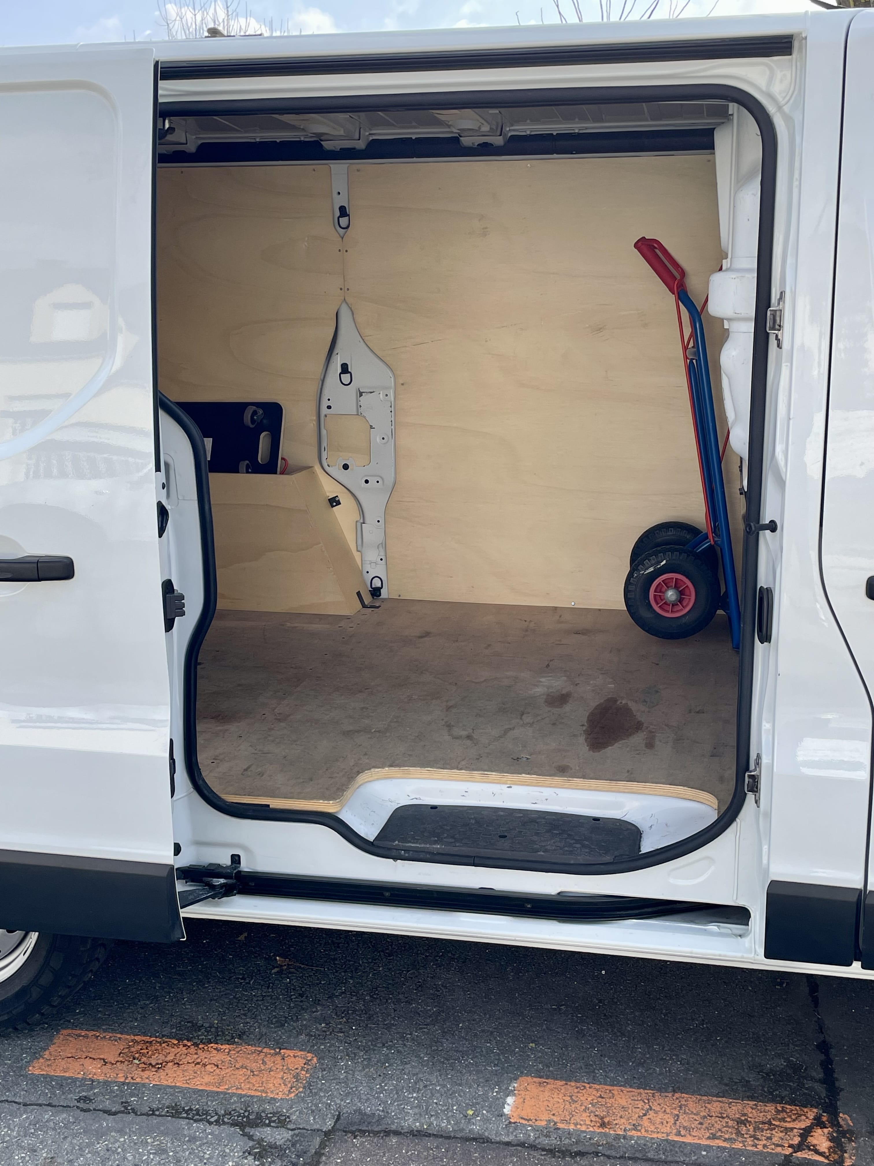Renault Trafic Stationnement GRATUIT Clichy