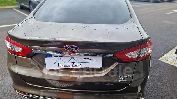 Ford Mondeo Hybride avec Régulateur de vitesse