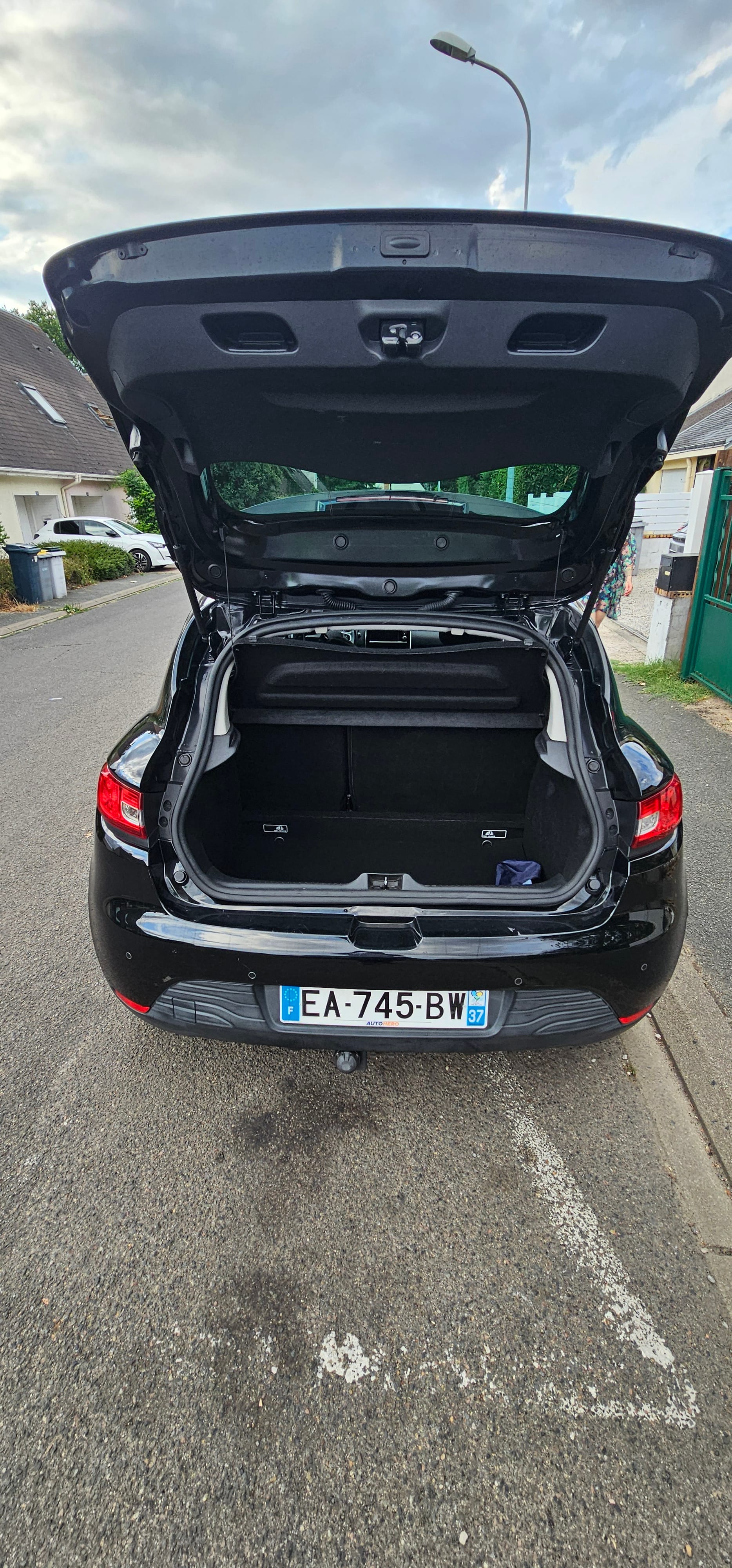 Renault Clio avec Autoradio