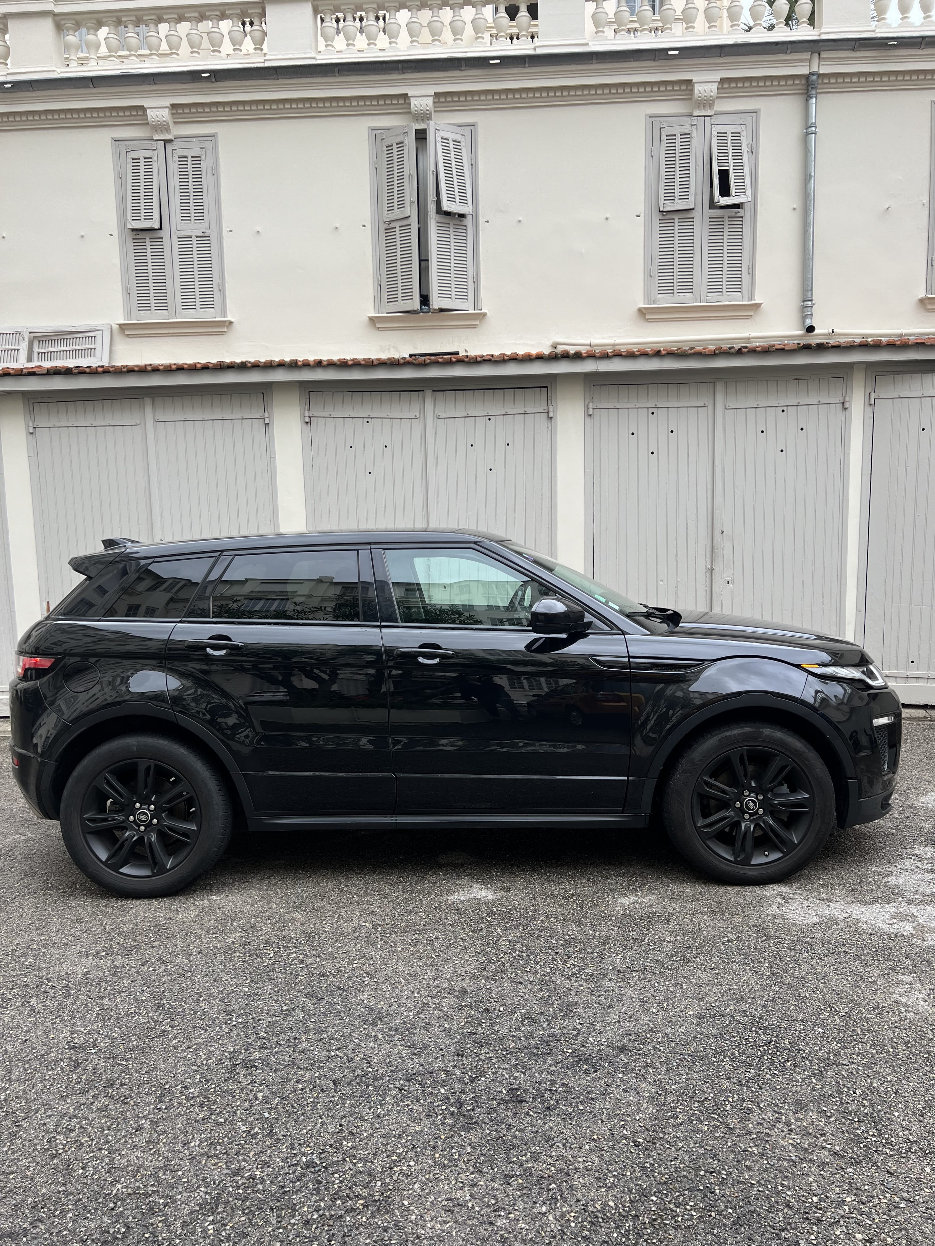 Land-Rover Range Rover Evoque avec Climatisation
