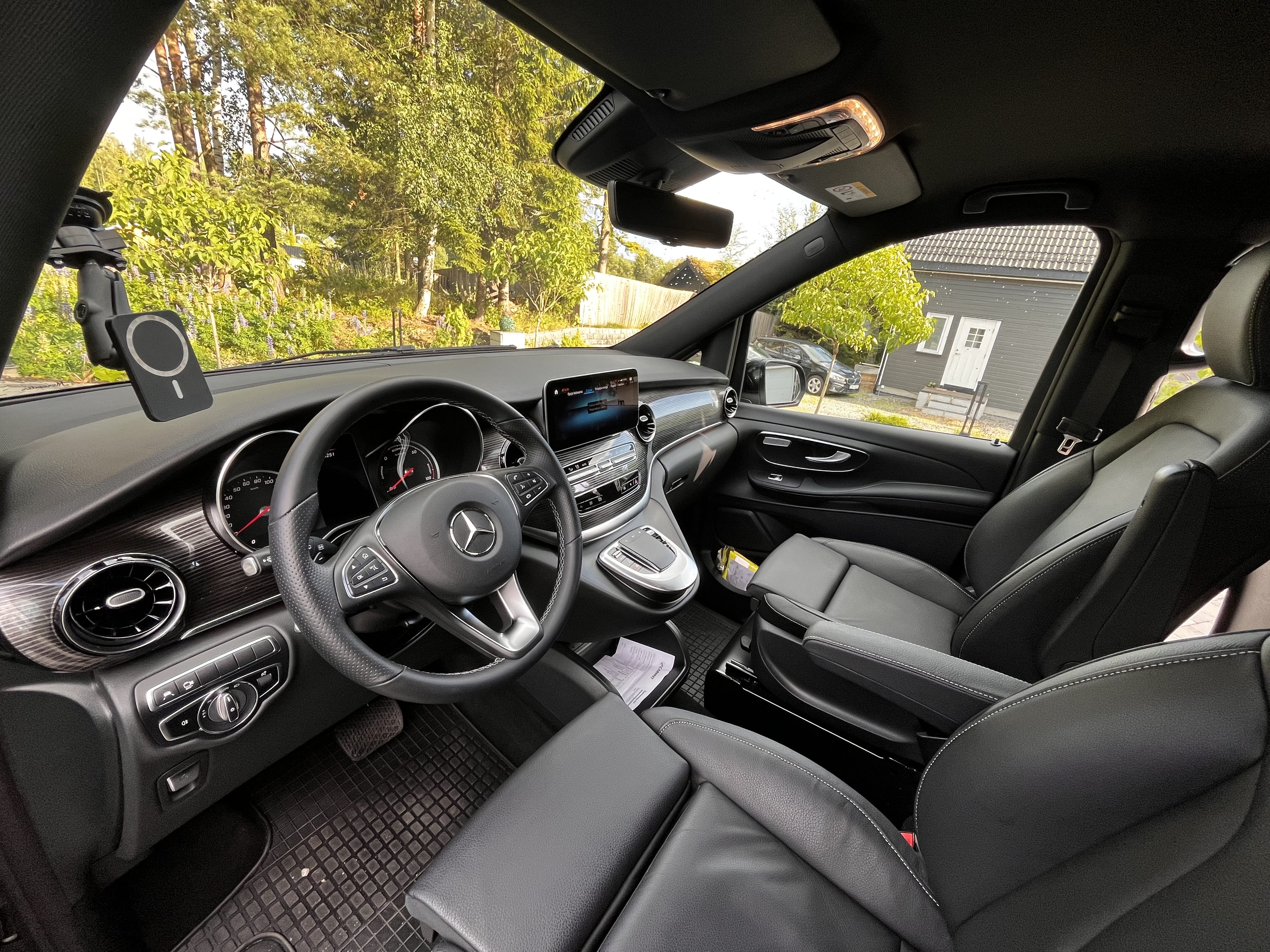 Mercedes-Benz EQV med Vinterdekk