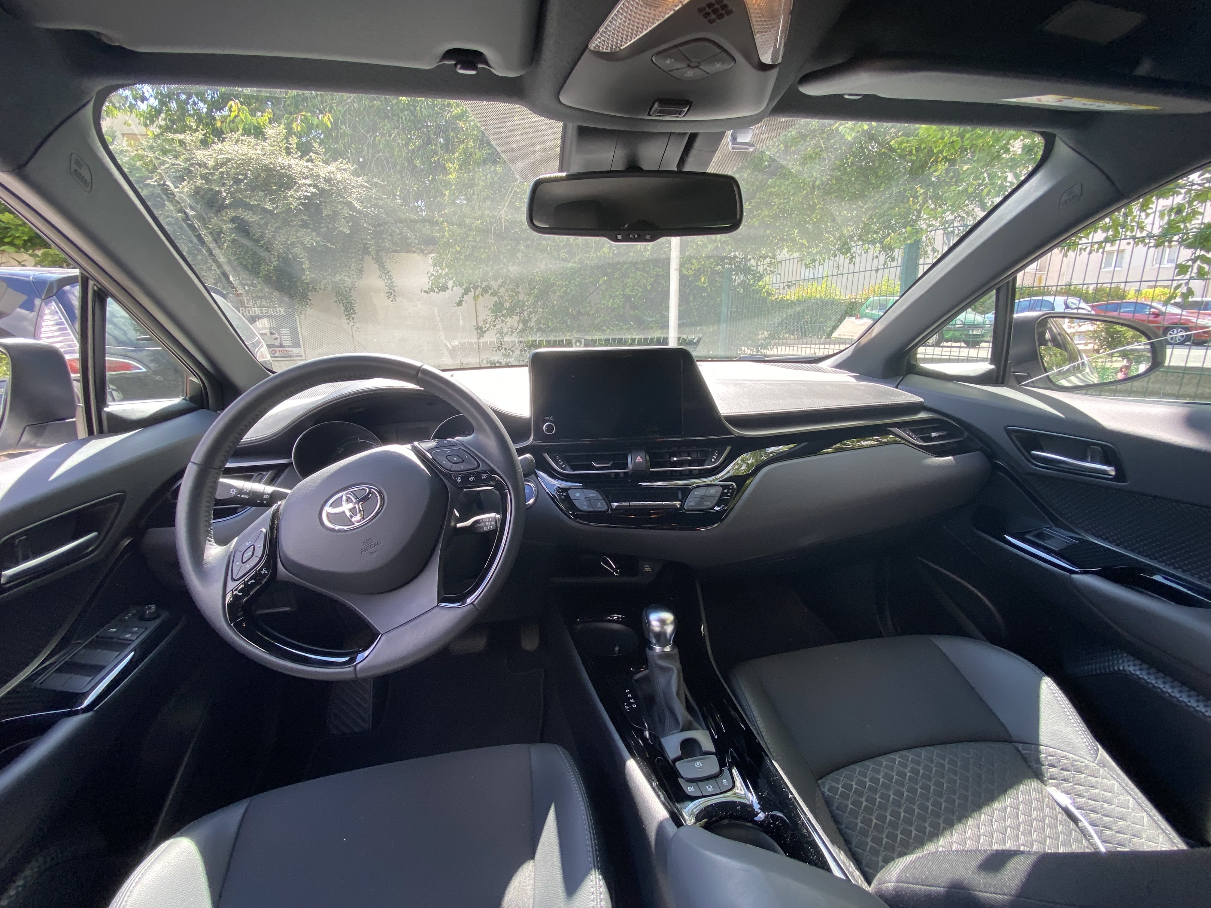 Toyota C-HR avec GPS